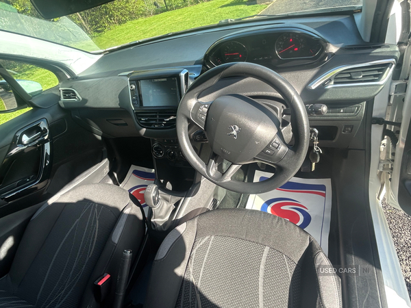 Peugeot 208 HATCHBACK in Antrim