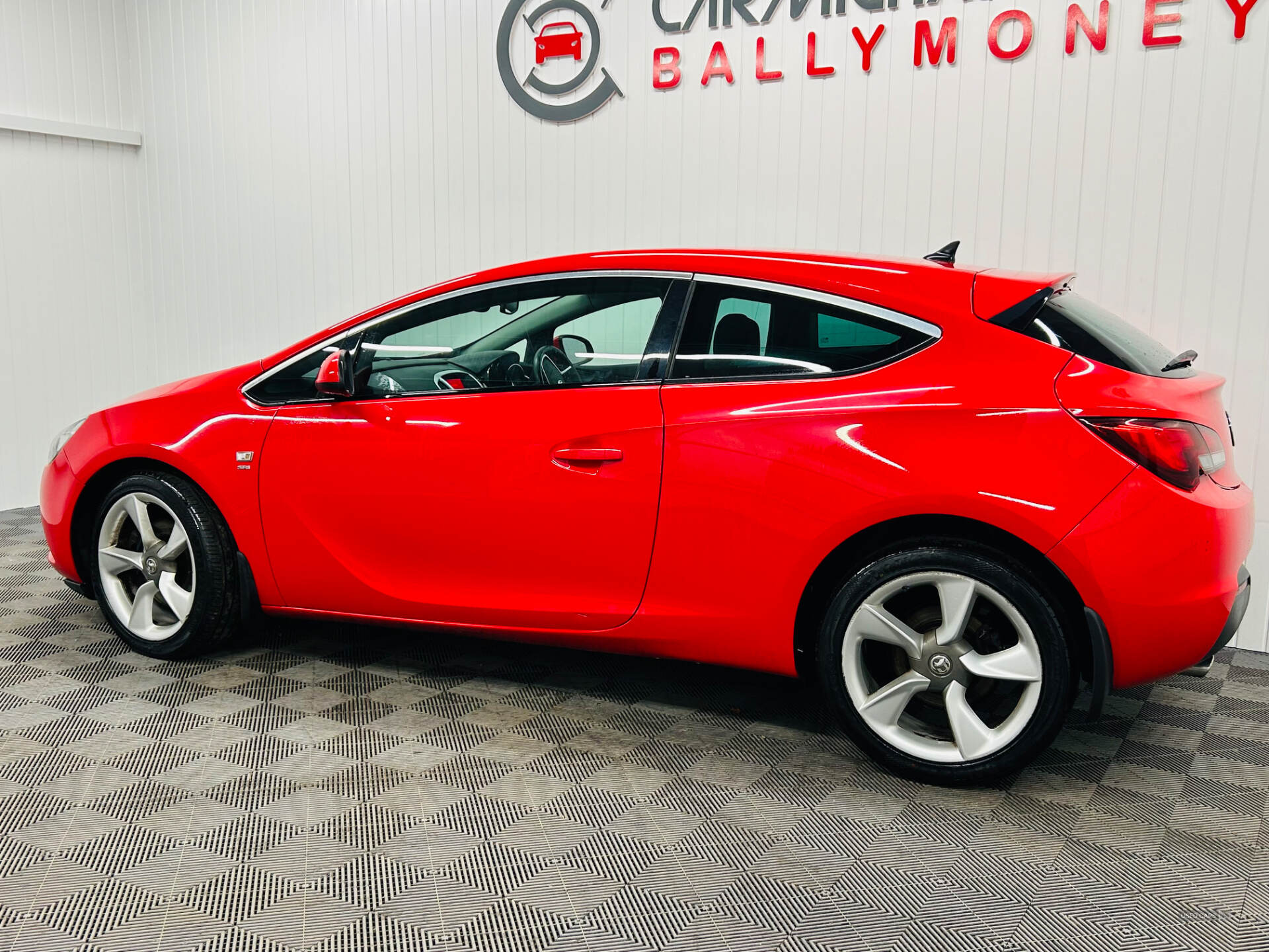 Sep 2014 Vauxhall Astra GTC 1.4T 16V SRi 3dr