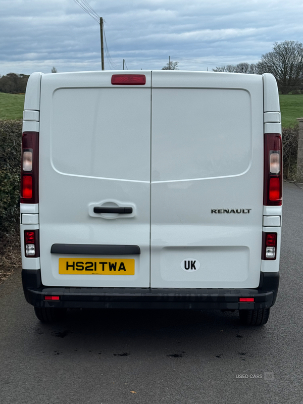 Renault Trafic LWB DIESEL in Down