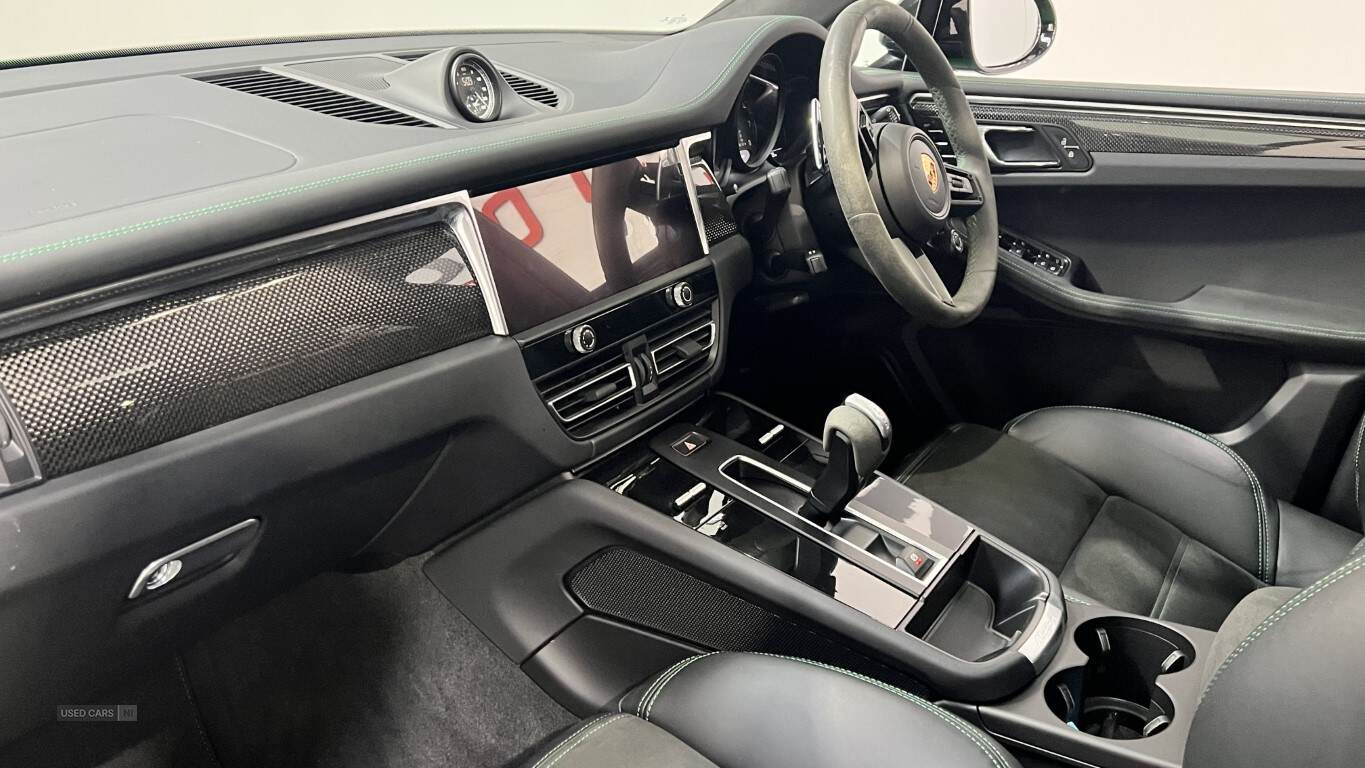 Nov 2022 Porsche Macan GTS 5dr PDK