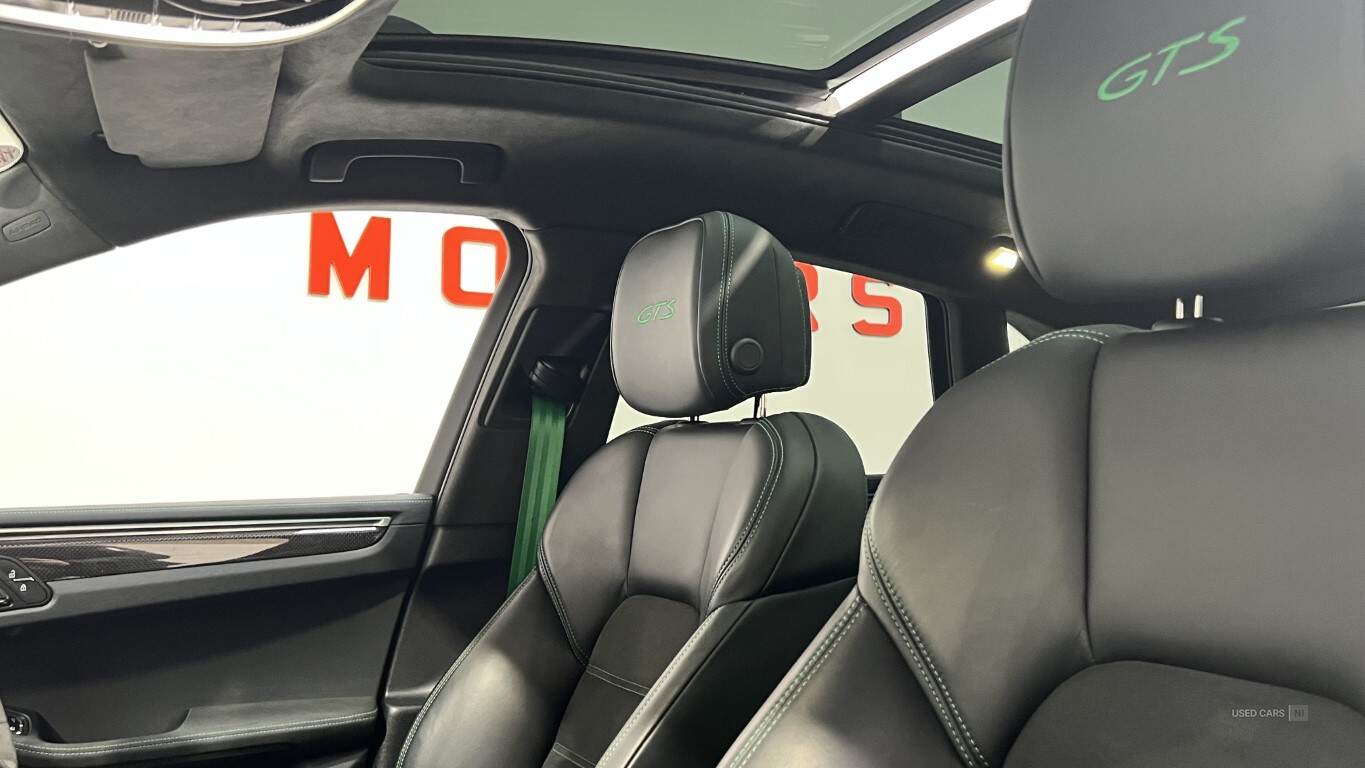Nov 2022 Porsche Macan GTS 5dr PDK