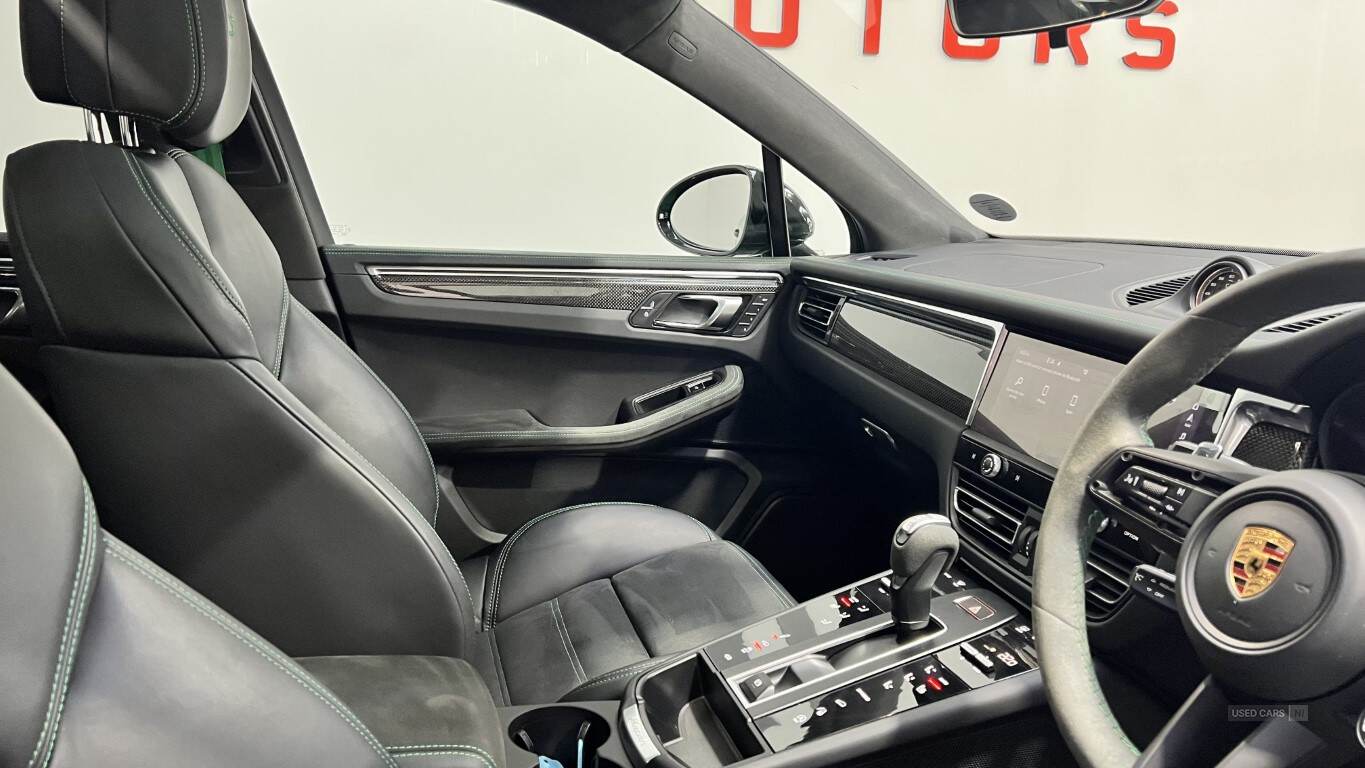 Nov 2022 Porsche Macan GTS 5dr PDK