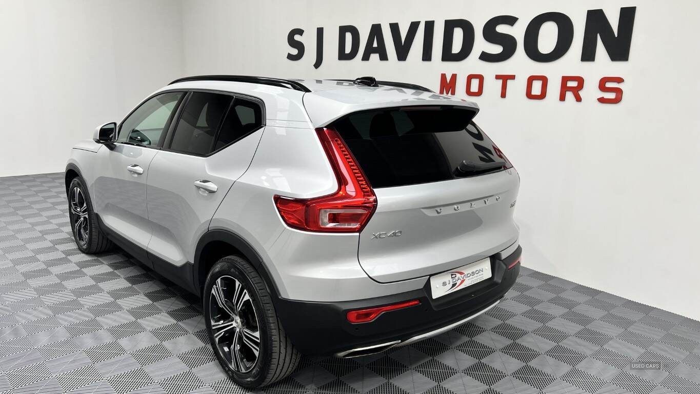Jan 2019 Volvo XC40 2.0 T5 Inscription Pro 5dr AWD Geartronic