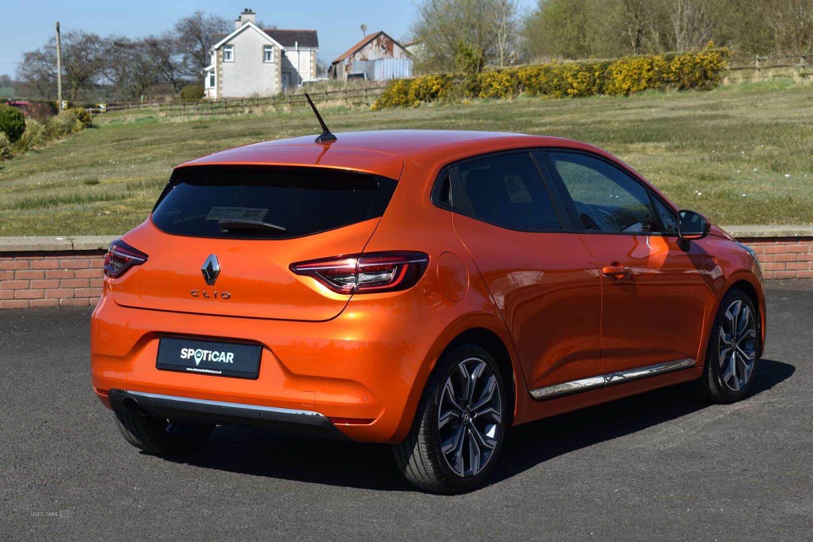 Jul 2020 Renault Clio 1.0 TCe 100 Iconic 5dr