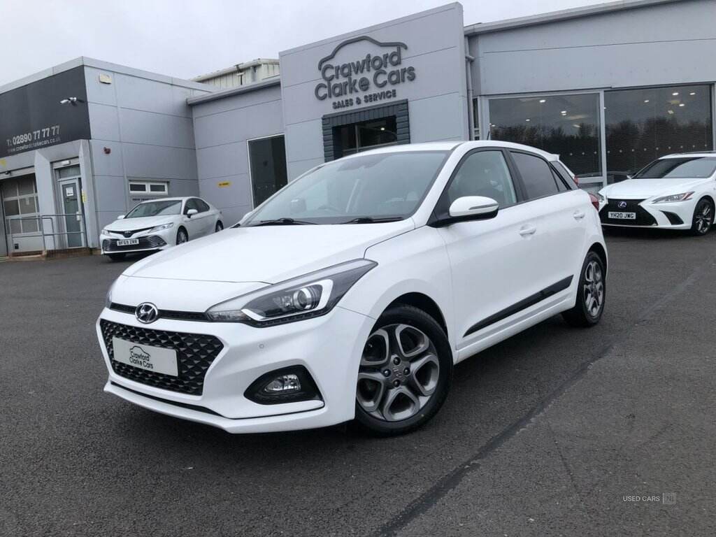 Aug 2019 Hyundai i20 1.2 MPi Premium Nav 5dr