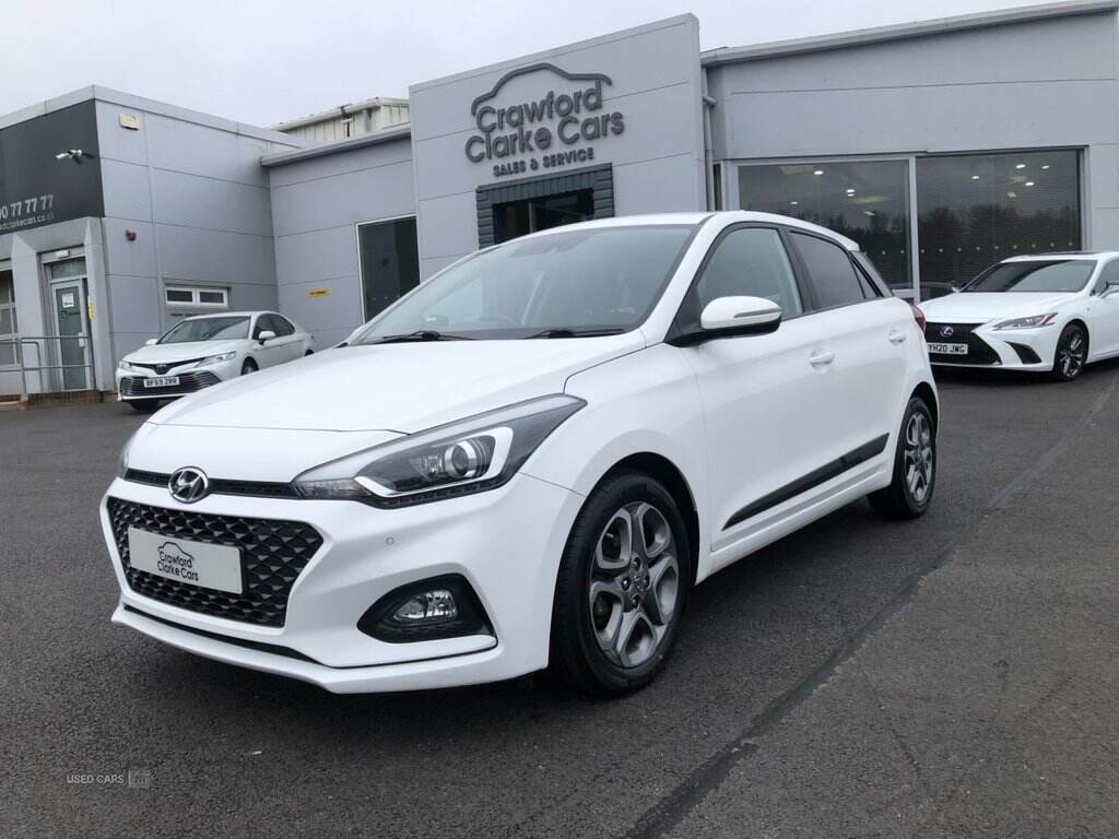 Aug 2019 Hyundai i20 1.2 MPi Premium Nav 5dr