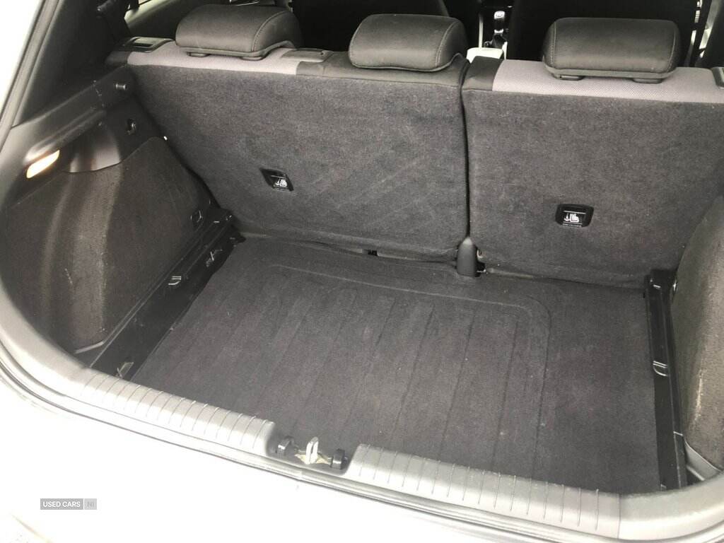Aug 2019 Hyundai i20 1.2 MPi Premium Nav 5dr