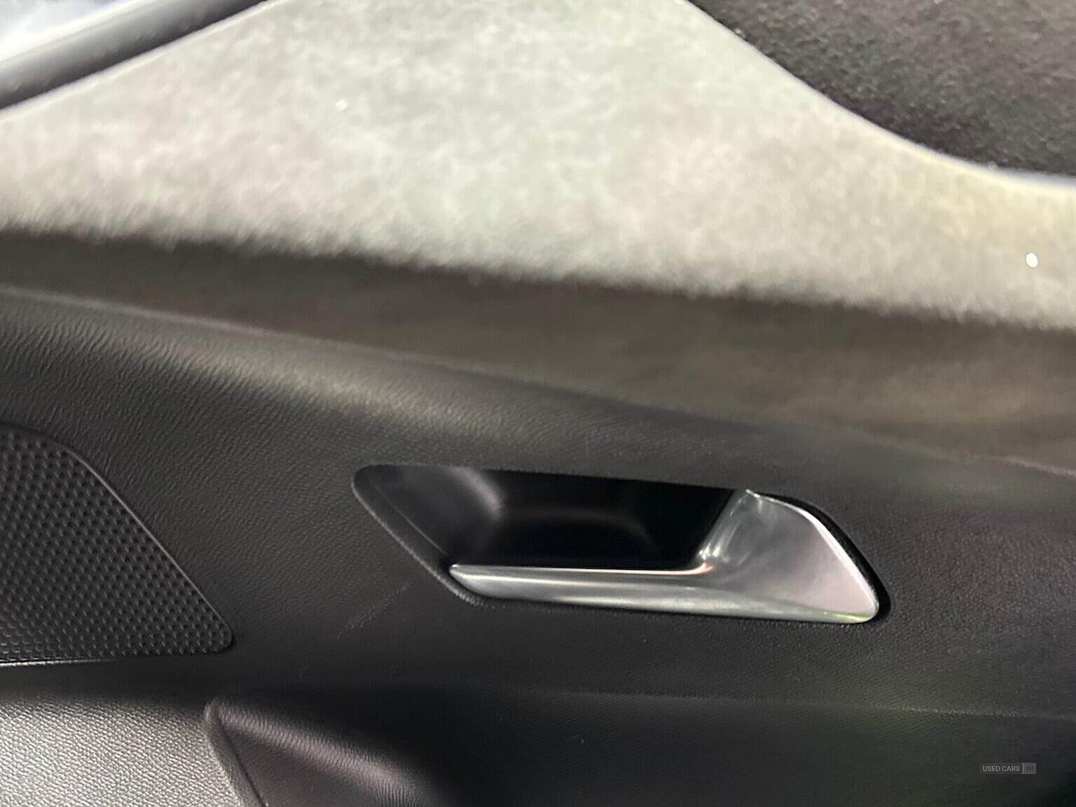 Oct 2020 DS DS3 CROSSBACK 1.2 Puretech 130 Performance Line 5Dr Eat8