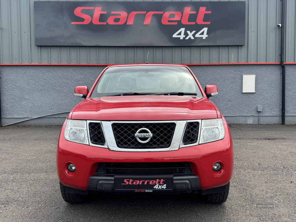 Oct 2012 Nissan Navara Double Cab Pick Up Acenta 2.5dCi 190 4WD