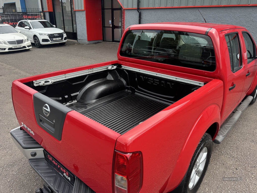 Oct 2012 Nissan Navara Double Cab Pick Up Acenta 2.5dCi 190 4WD