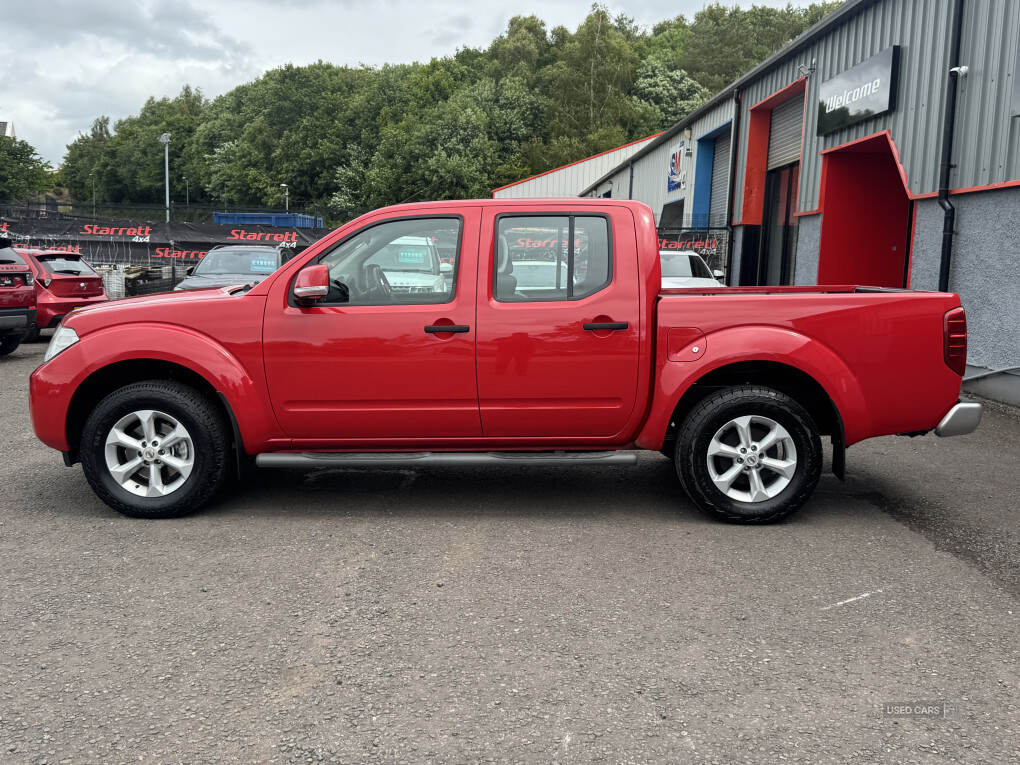 Oct 2012 Nissan Navara Double Cab Pick Up Acenta 2.5dCi 190 4WD