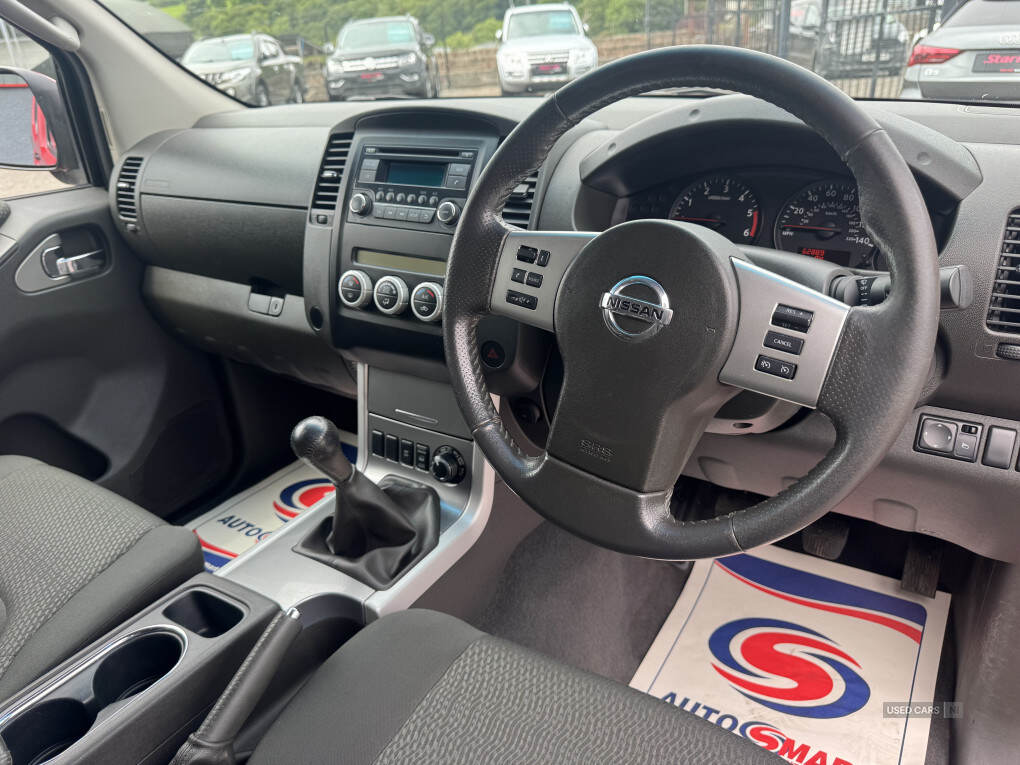 Oct 2012 Nissan Navara Double Cab Pick Up Acenta 2.5dCi 190 4WD