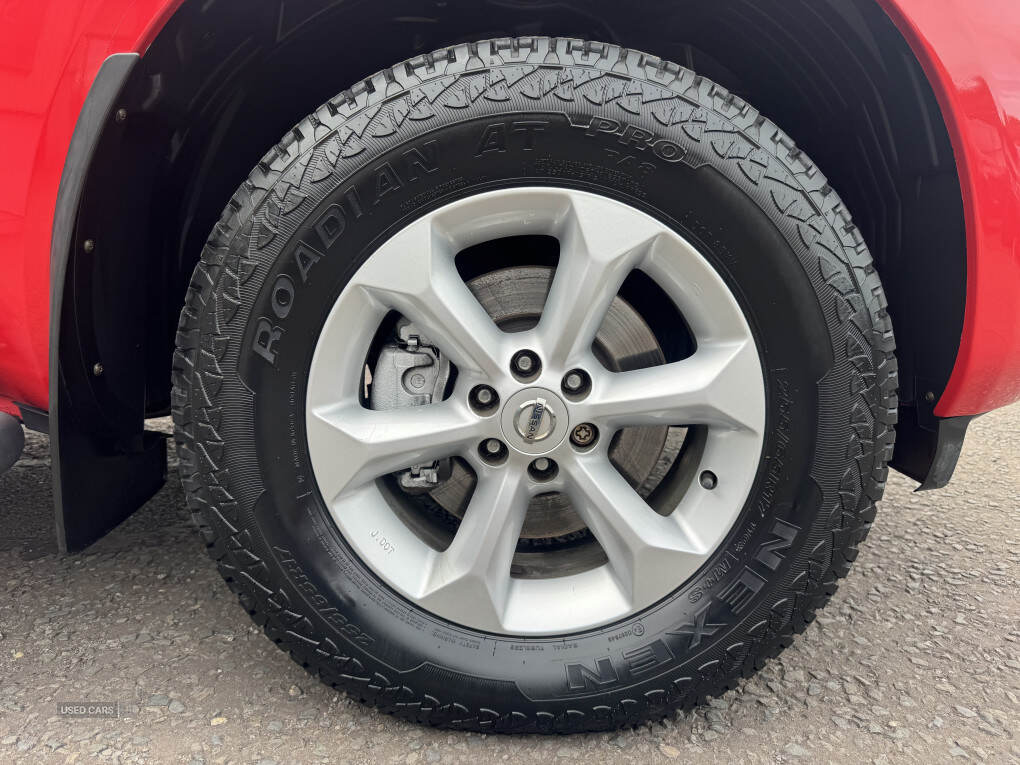 Oct 2012 Nissan Navara Double Cab Pick Up Acenta 2.5dCi 190 4WD