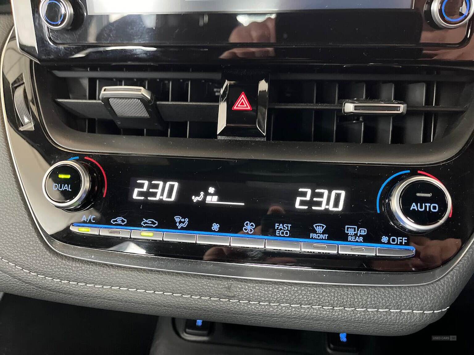 Nov 2021 Toyota Corolla 2.0 Vvt-I Hybrid Icon Tech 5Dr Cvt