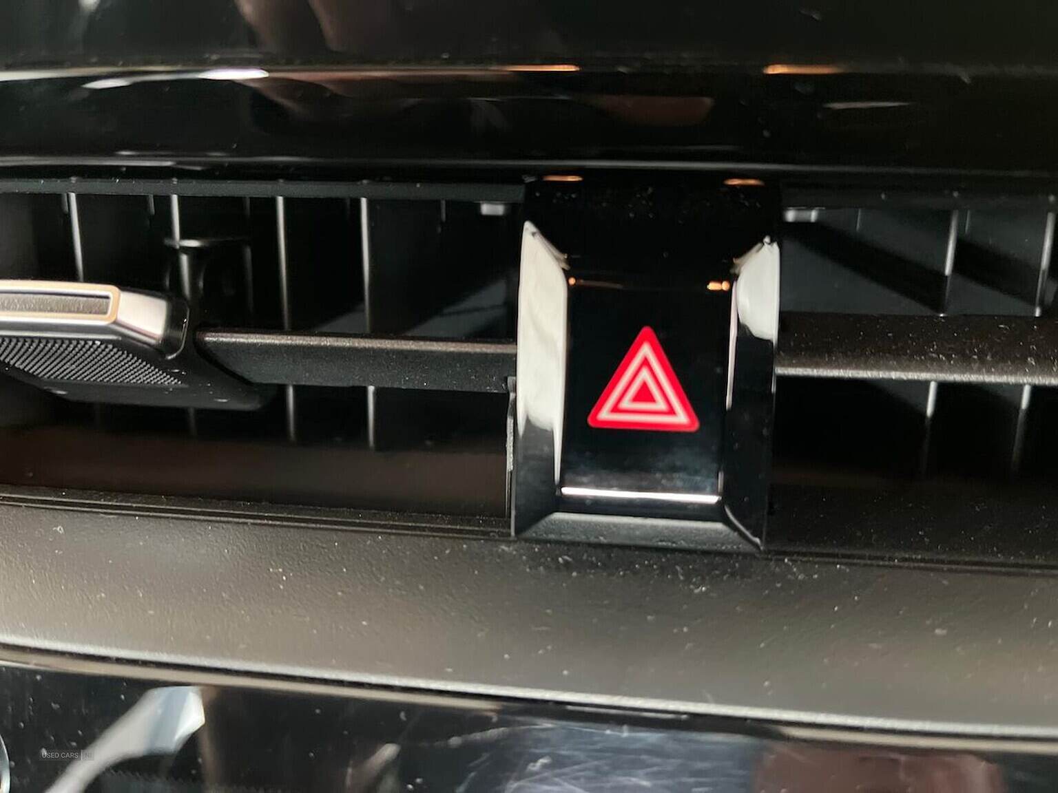 Nov 2021 Toyota Corolla 2.0 Vvt-I Hybrid Icon Tech 5Dr Cvt