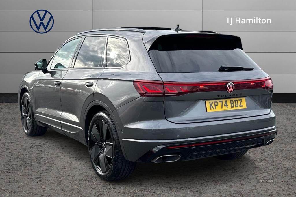 Sep 2024 Volkswagen Touareg 3.0 V6 TDI 4Motion 286 Black Edition 5dr Tip Auto