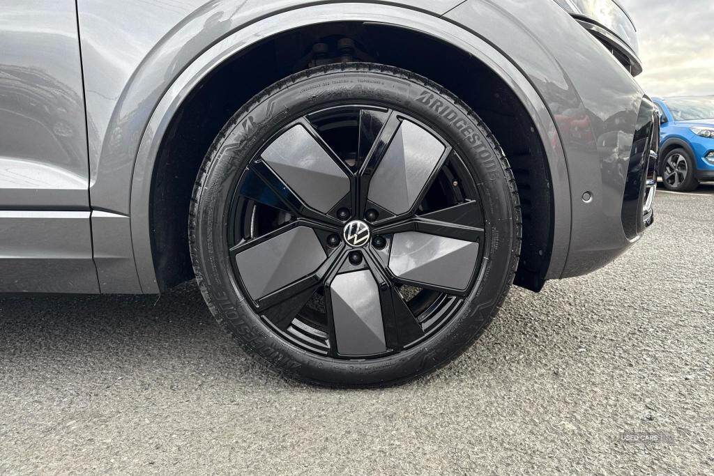 Sep 2024 Volkswagen Touareg 3.0 V6 TDI 4Motion 286 Black Edition 5dr Tip Auto