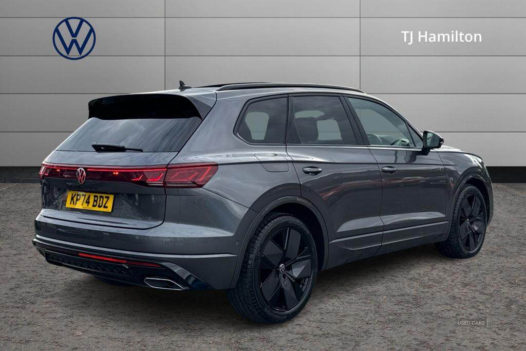 Sep 2024 Volkswagen Touareg 3.0 V6 TDI 4Motion 286 Black Edition 5dr Tip Auto