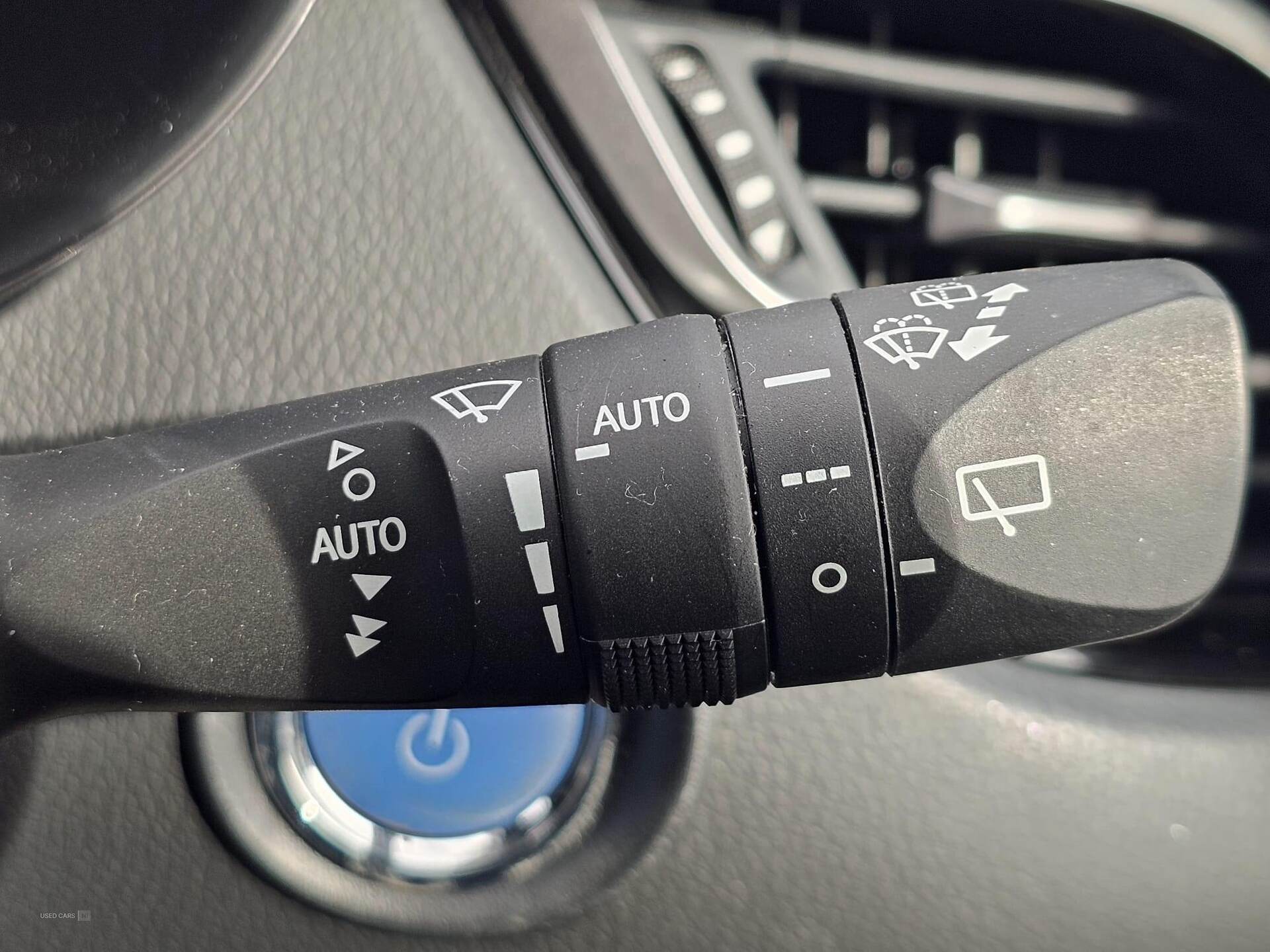 Mar 2022 Toyota C-HR 1.8 Hybrid Design 5dr CVT