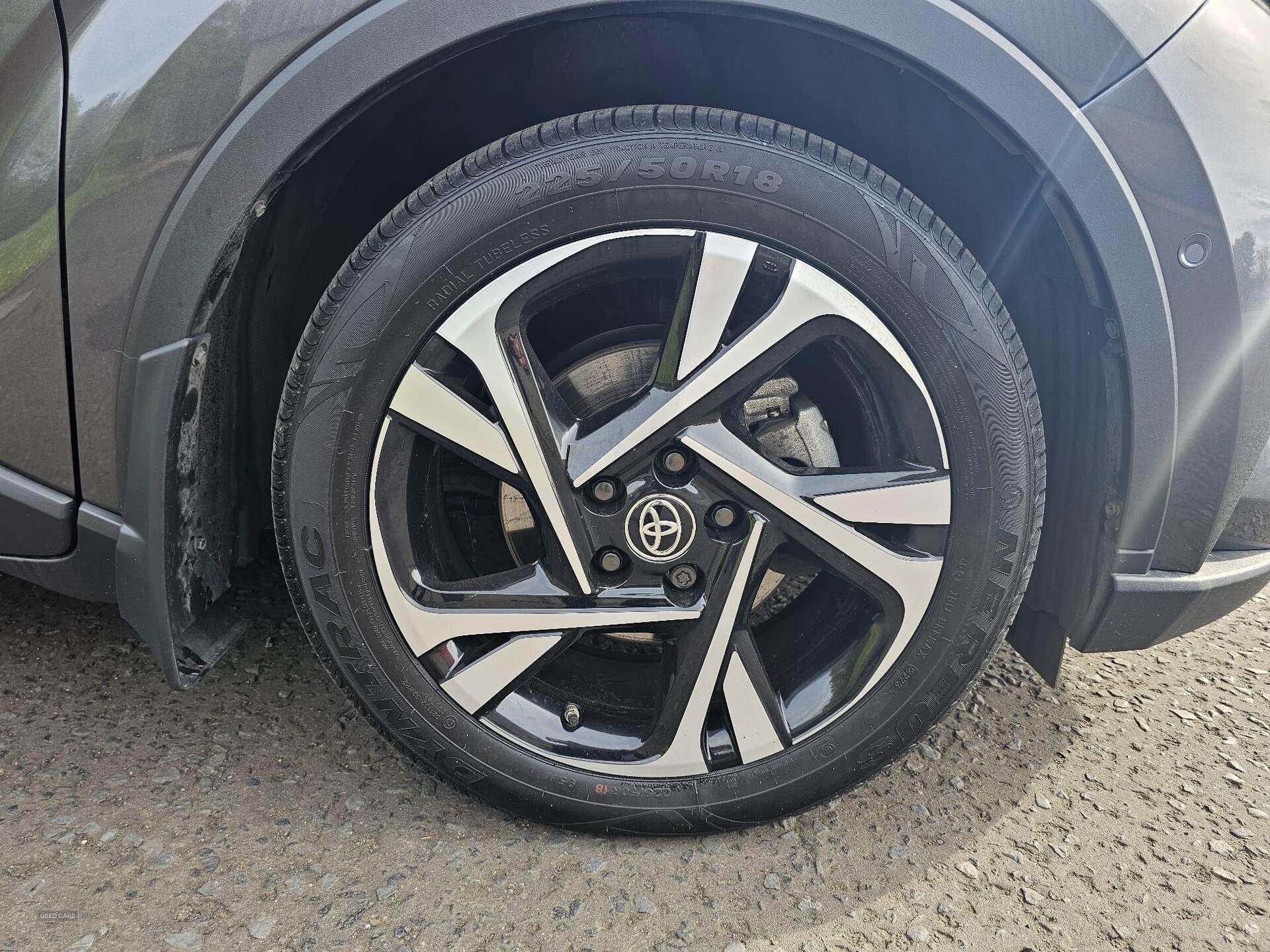 Mar 2022 Toyota C-HR 1.8 Hybrid Design 5dr CVT