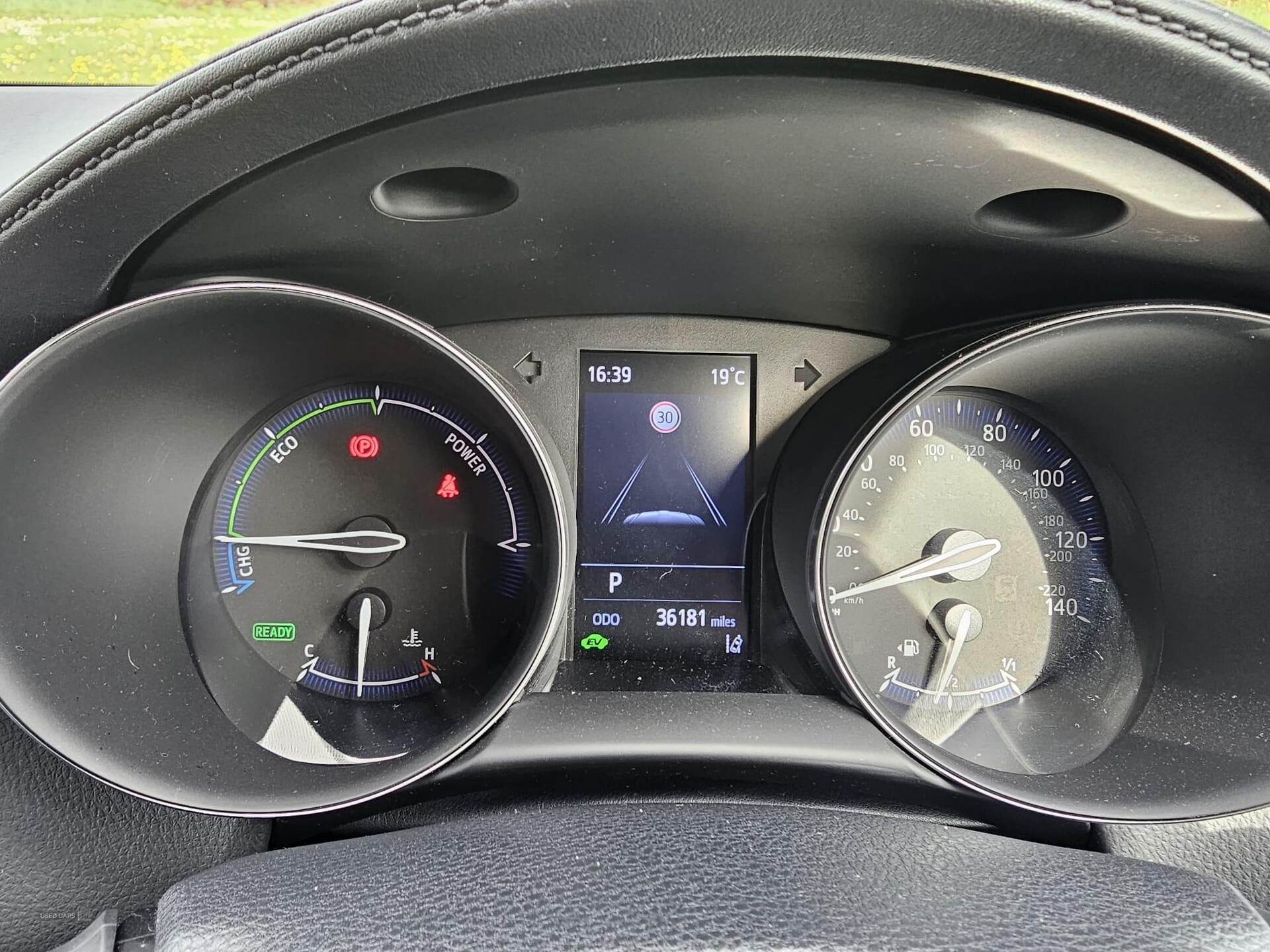 Mar 2022 Toyota C-HR 1.8 Hybrid Design 5dr CVT