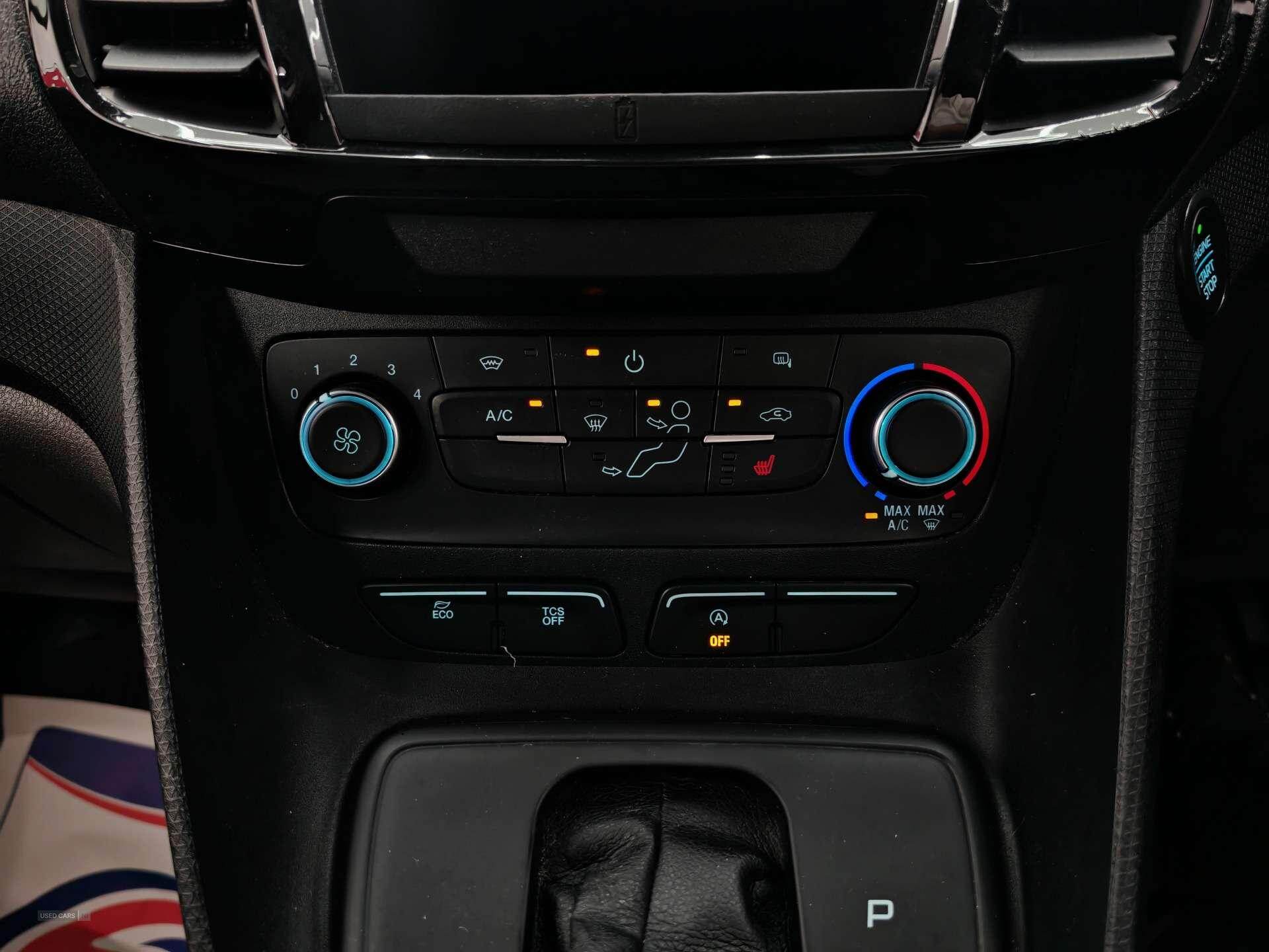 Oct 2019 Ford Transit Connect 1.5 EcoBlue 120ps Limited Van Powershift