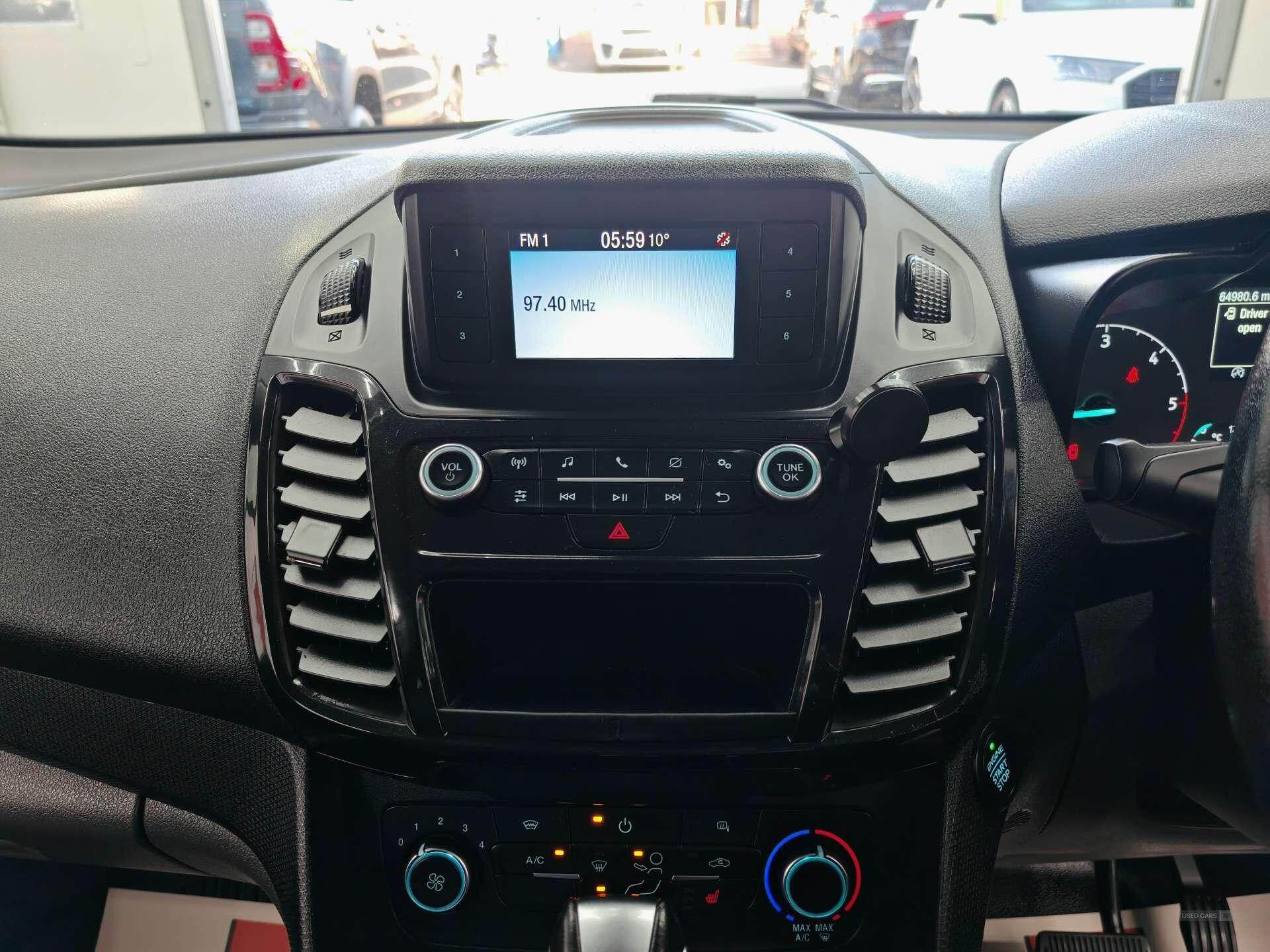 Oct 2019 Ford Transit Connect 1.5 EcoBlue 120ps Limited Van Powershift