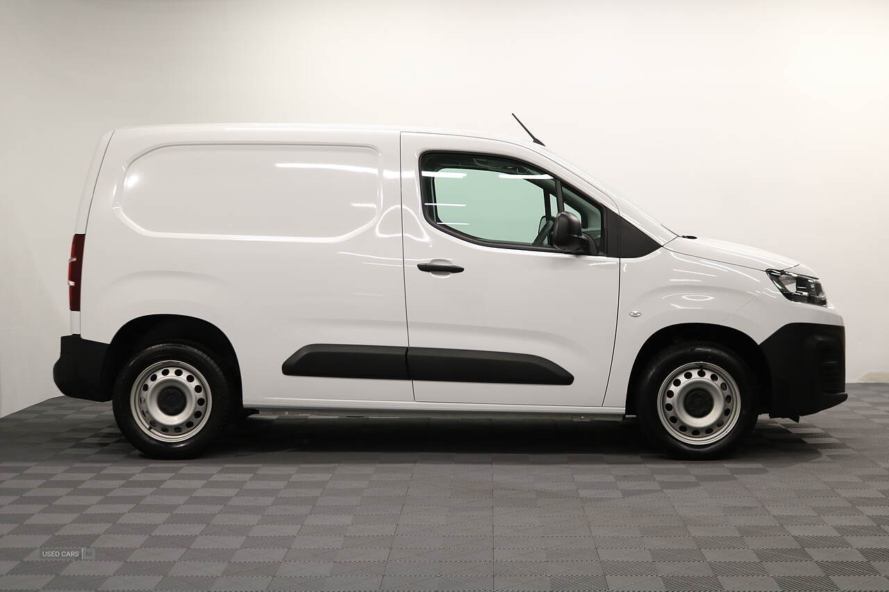 Jul 2023 Citroen Berlingo 1.5 BlueHDi 1000Kg Enterprise Ed 100ps 6 Speed S/S