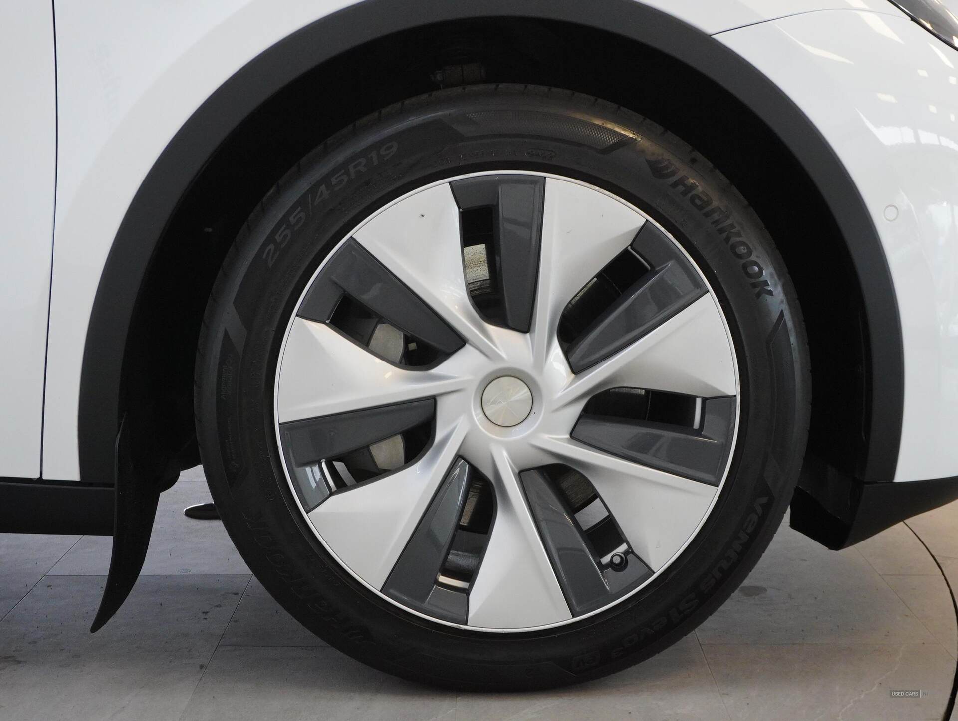 Feb 2022 TESLA Model Y Long Range AWD 5dr Auto