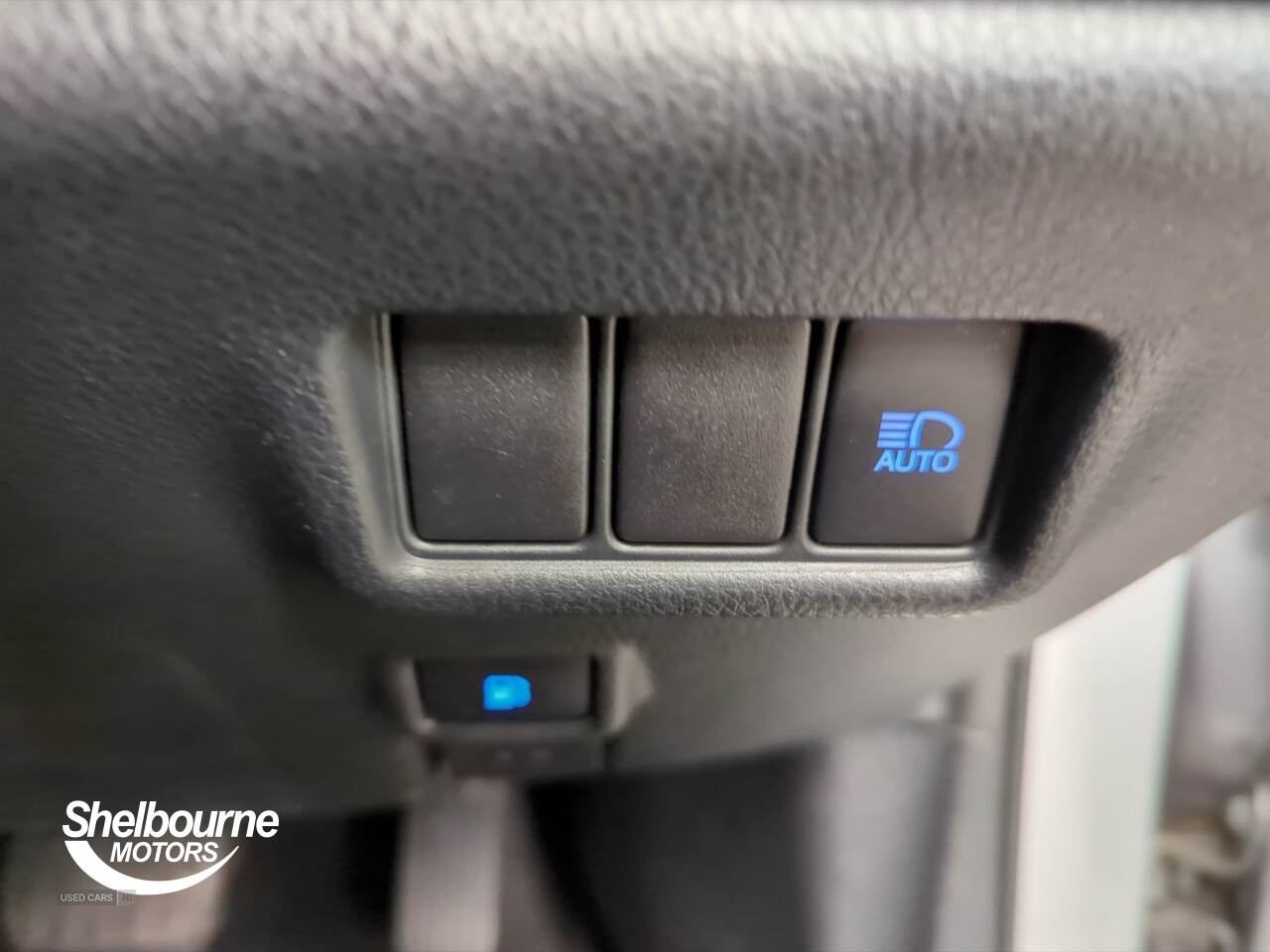 Sep 2022 Toyota C-HR 1.8 Hybrid Icon 5dr CVT