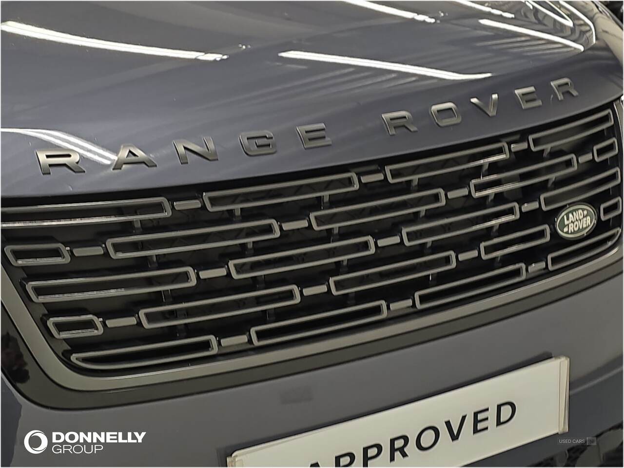 Oct 2023 Land Rover Range Rover Velar 2.0 D200 MHEV Dynamic SE 5dr Auto