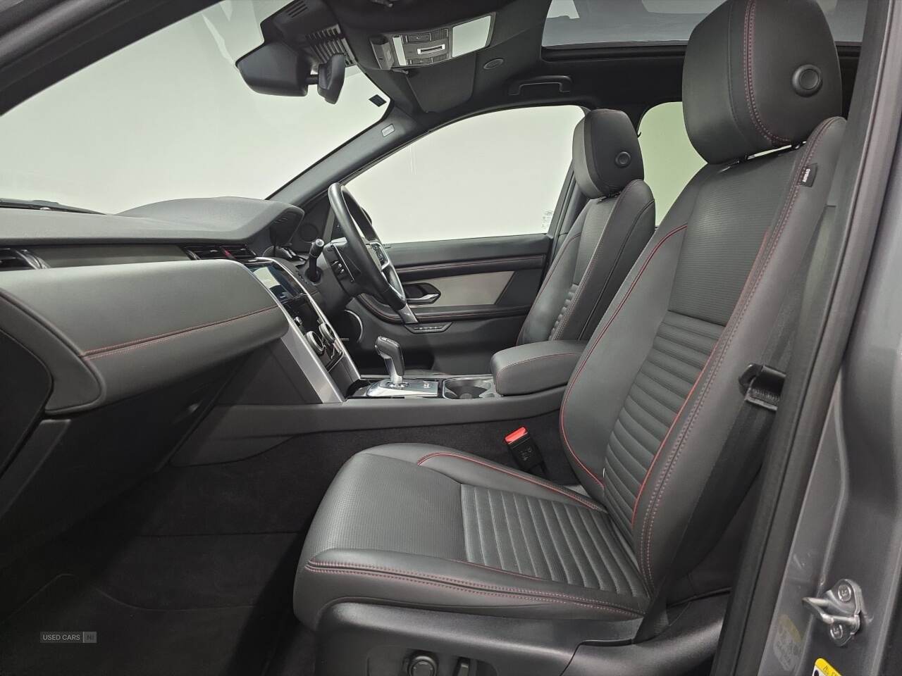 May 2023 Land Rover Discovery Sport 2.0 D200 R-Dynamic HSE 5dr Auto