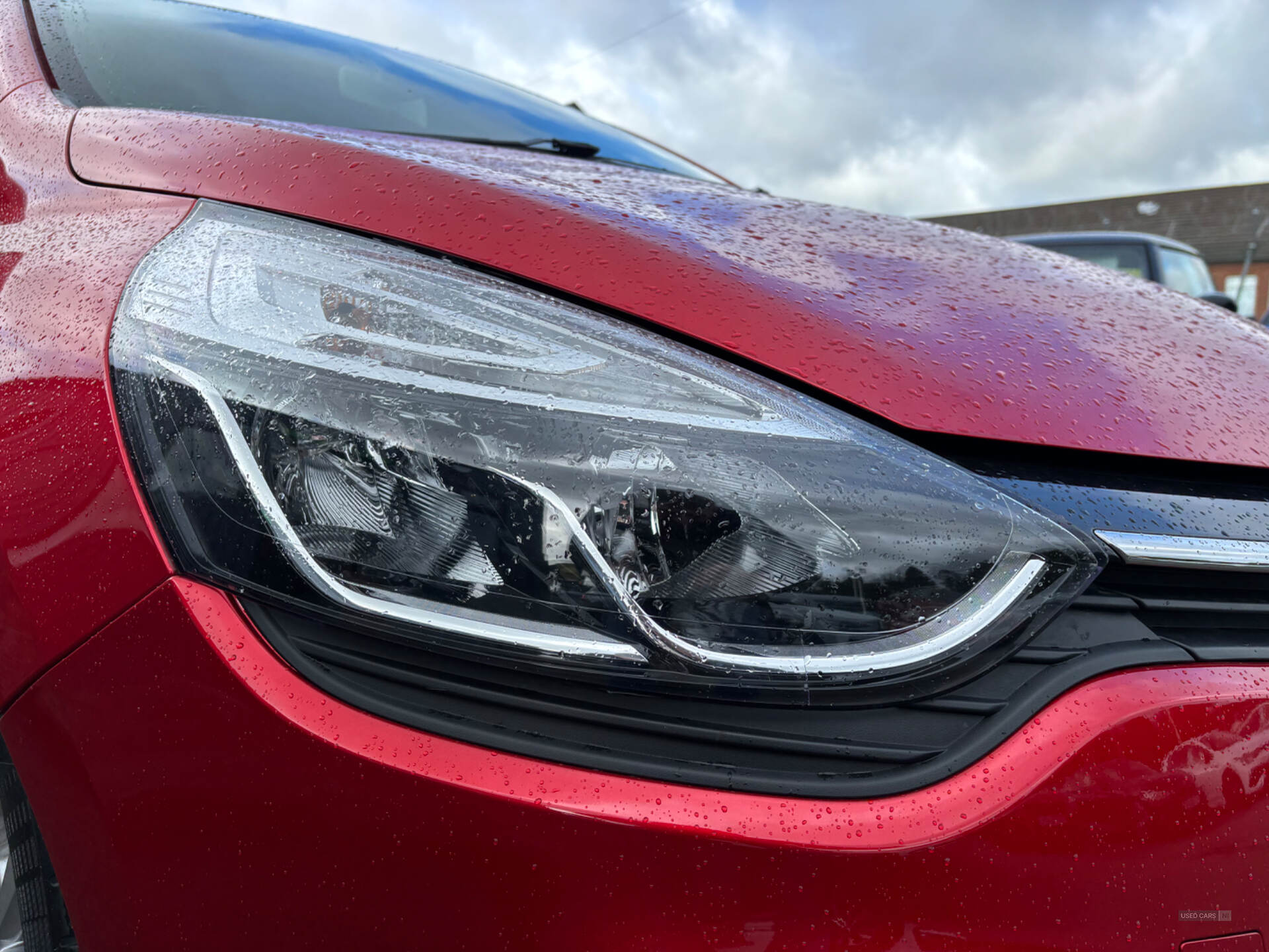 Renault Clio HATCHBACK in Down