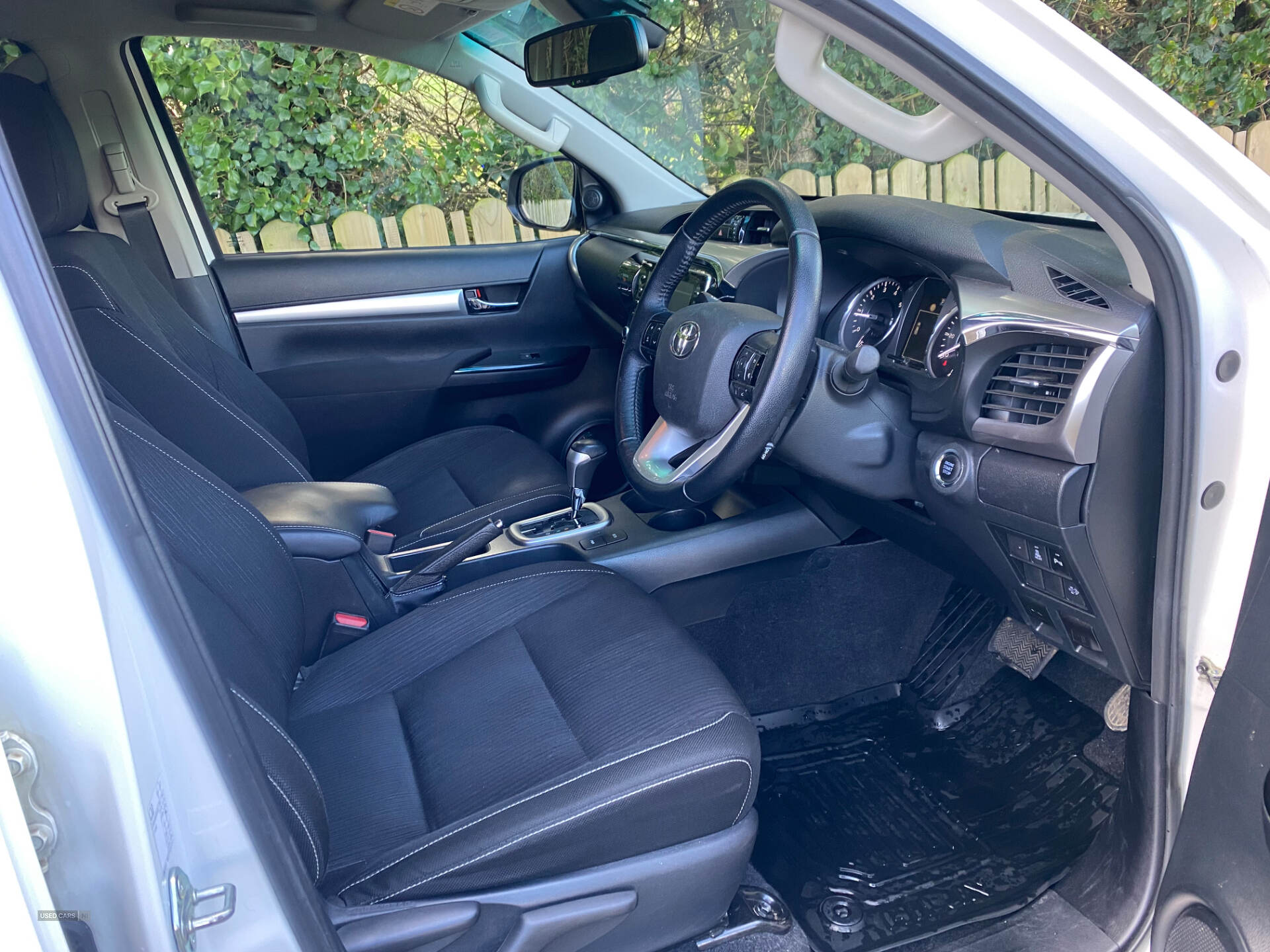 Aug 2022 Toyota Hilux Invincible D/Cab Pick Up 2.8 D-4D Auto