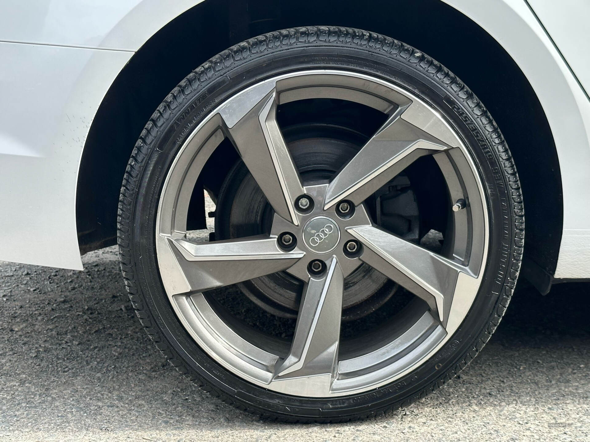 Apr 2016 Audi A4 1.4T FSI Sport 4dr