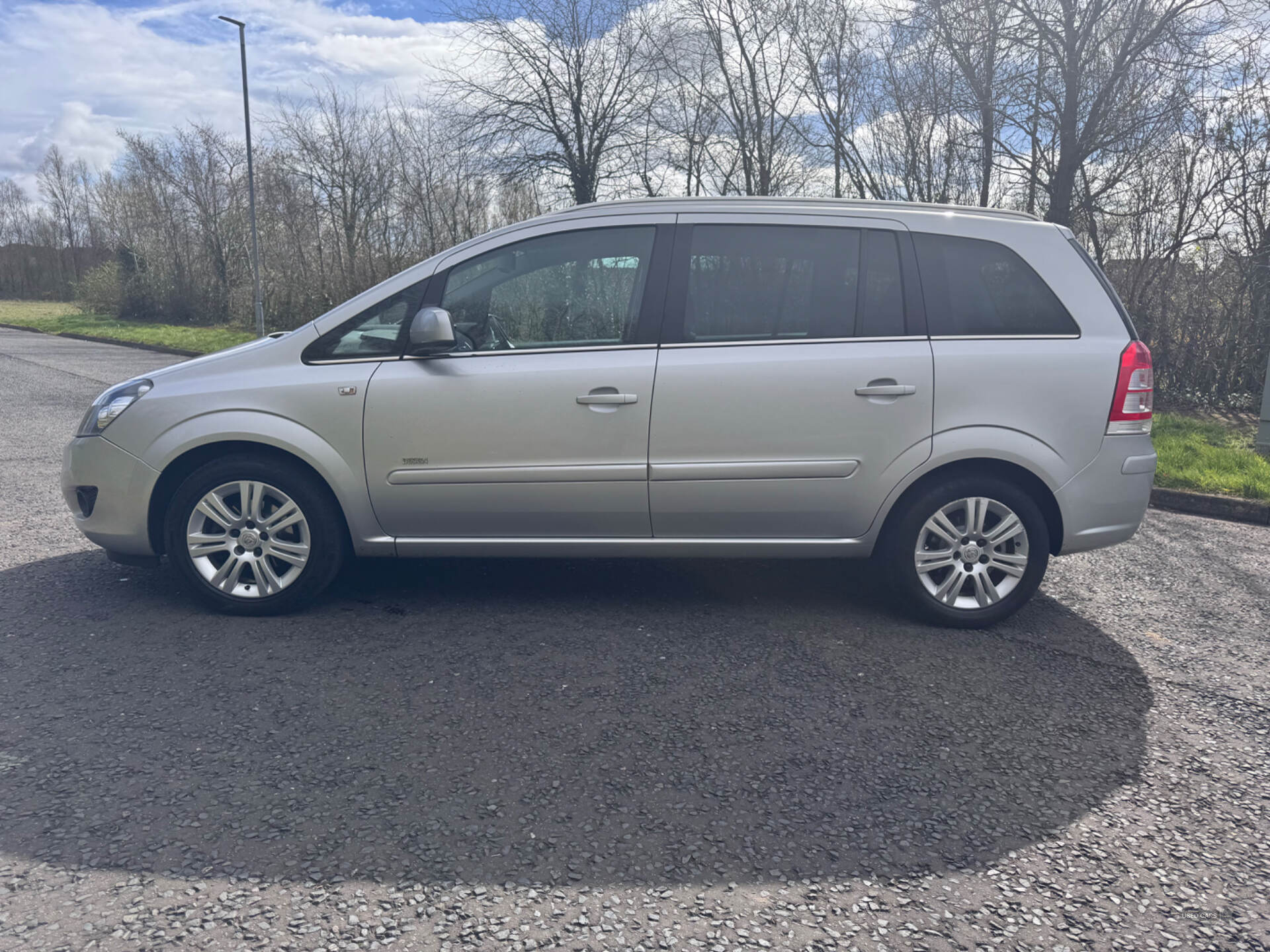 Jul 2012 Vauxhall Zafira 1.8i Design 5dr