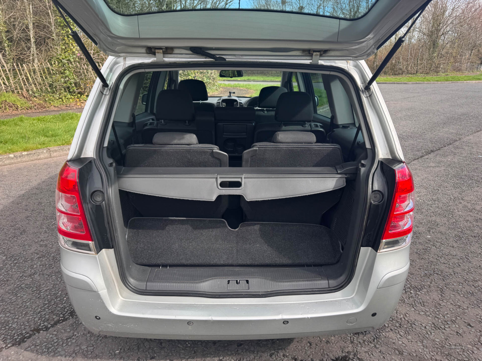 Jul 2012 Vauxhall Zafira 1.8i Design 5dr
