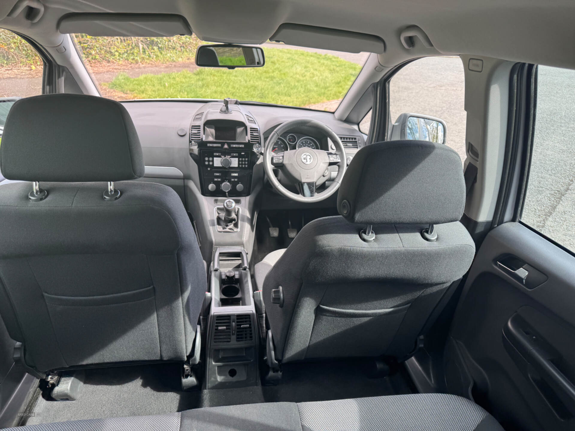 Jul 2012 Vauxhall Zafira 1.8i Design 5dr
