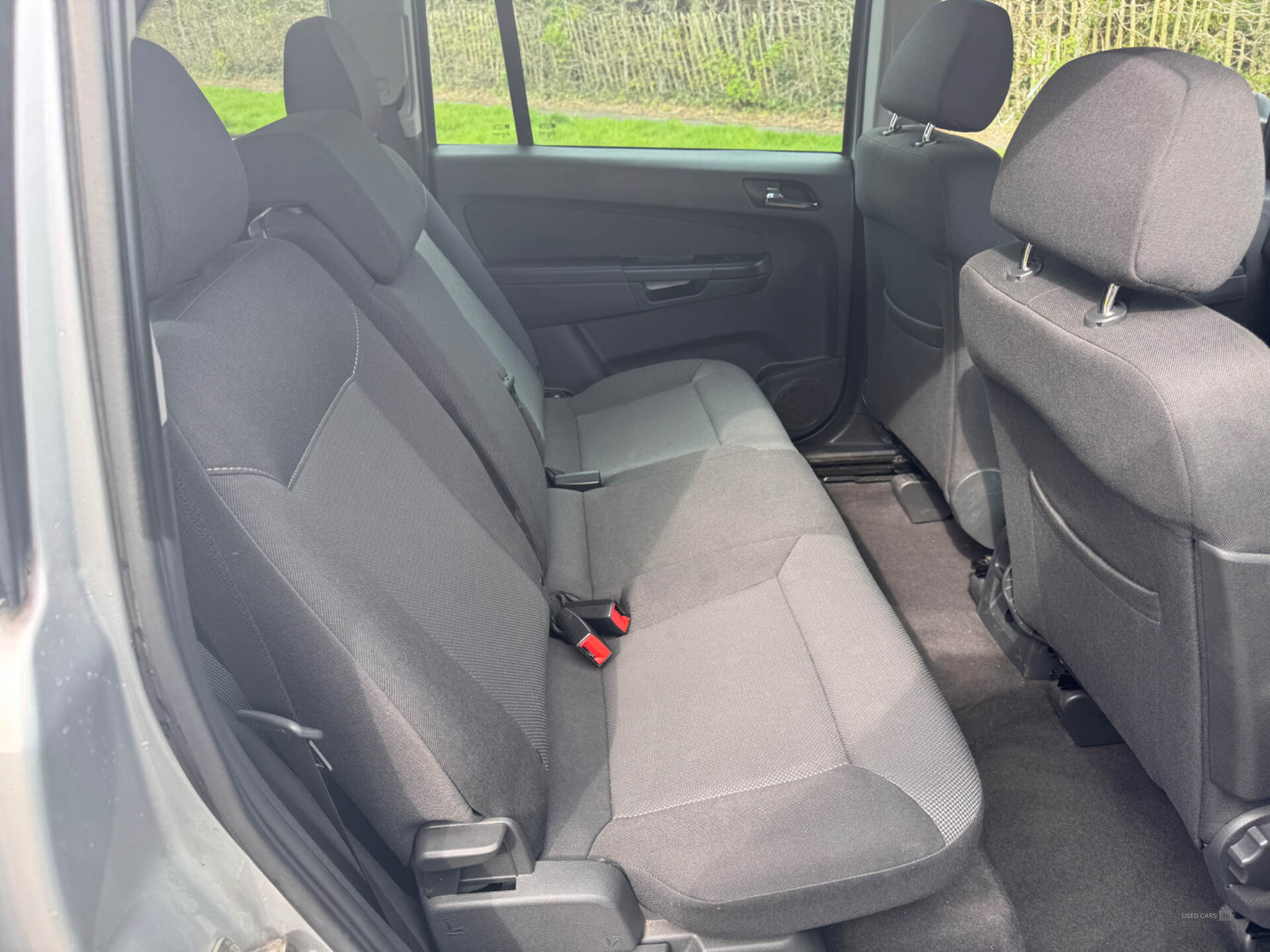 Jul 2012 Vauxhall Zafira 1.8i Design 5dr