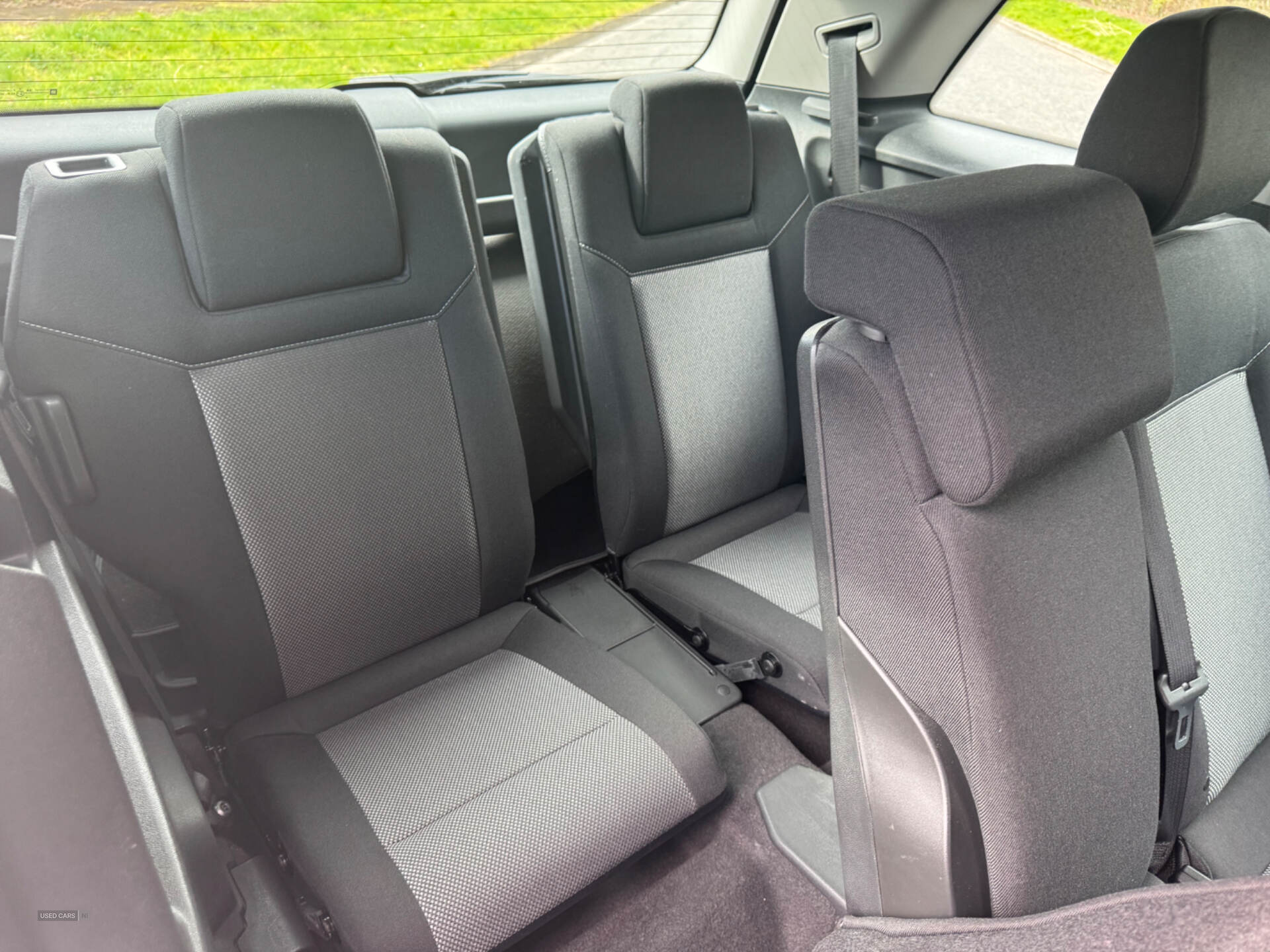 Jul 2012 Vauxhall Zafira 1.8i Design 5dr
