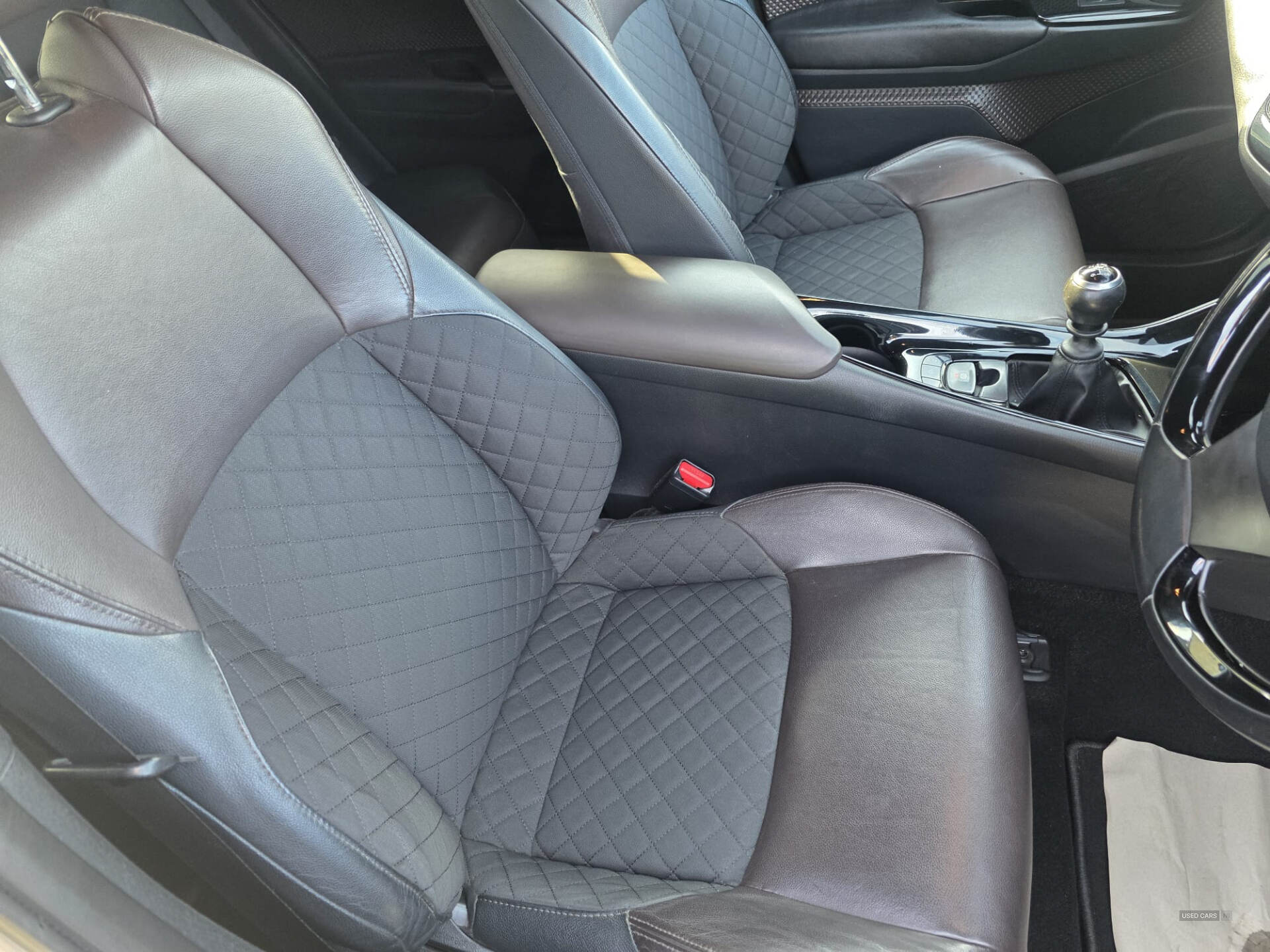 Jun 2017 Toyota C-HR 1.2T Excel 5dr
