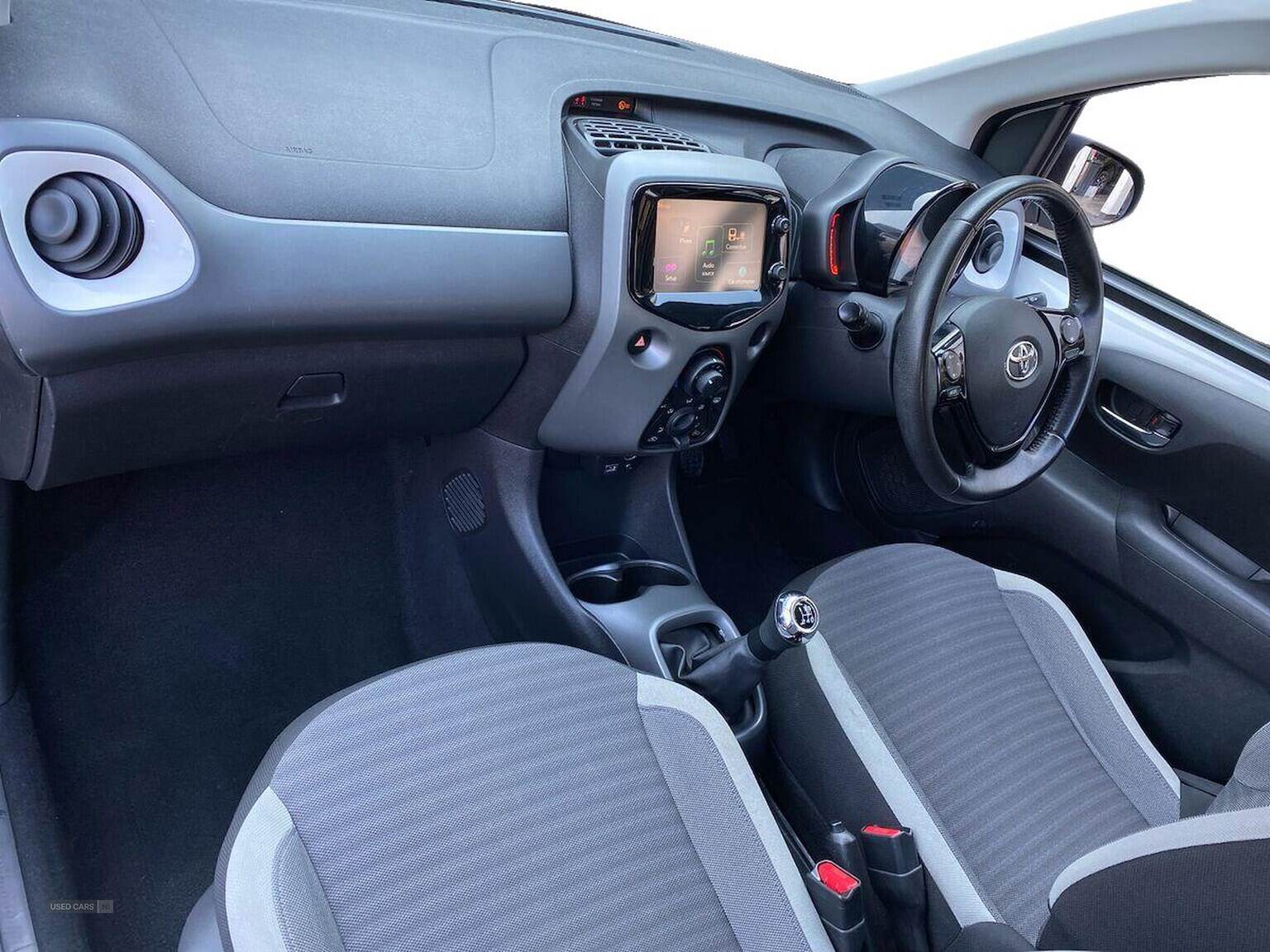 Aug 2018 Toyota Aygo 1.0 Vvt-I X-Play 5Dr