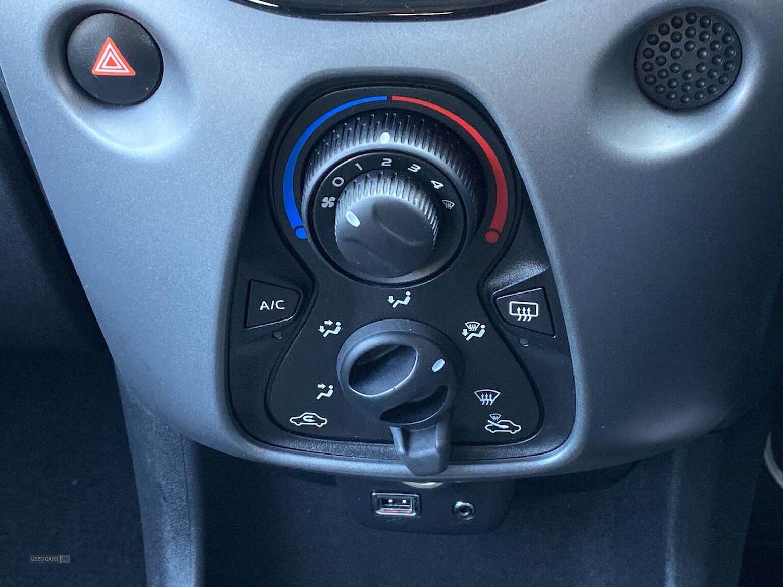 Aug 2018 Toyota Aygo 1.0 Vvt-I X-Play 5Dr