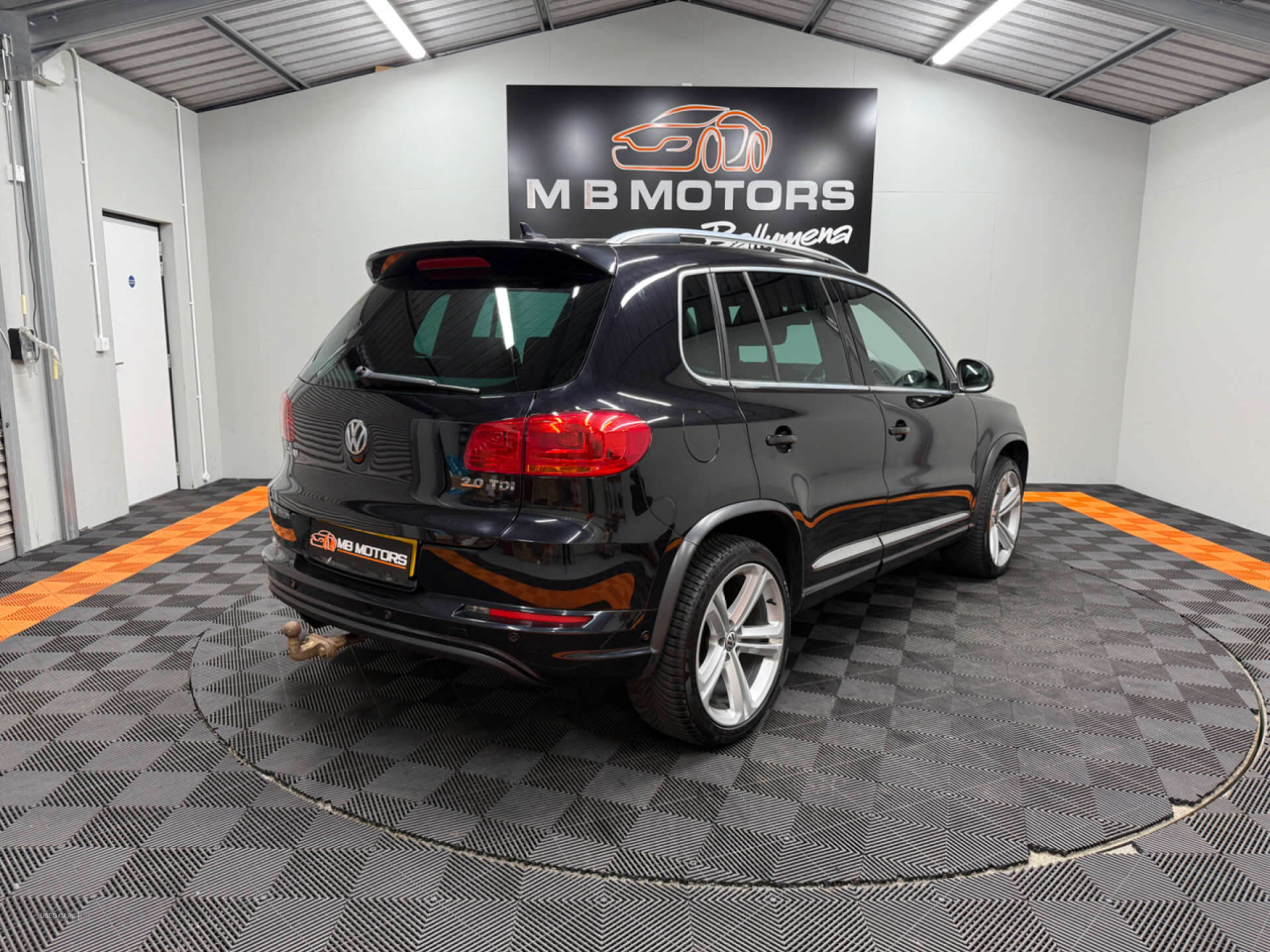 Mar 2015 Volkswagen Tiguan 2.0 TDi BlueMotion Tech R-Line 5dr DSG