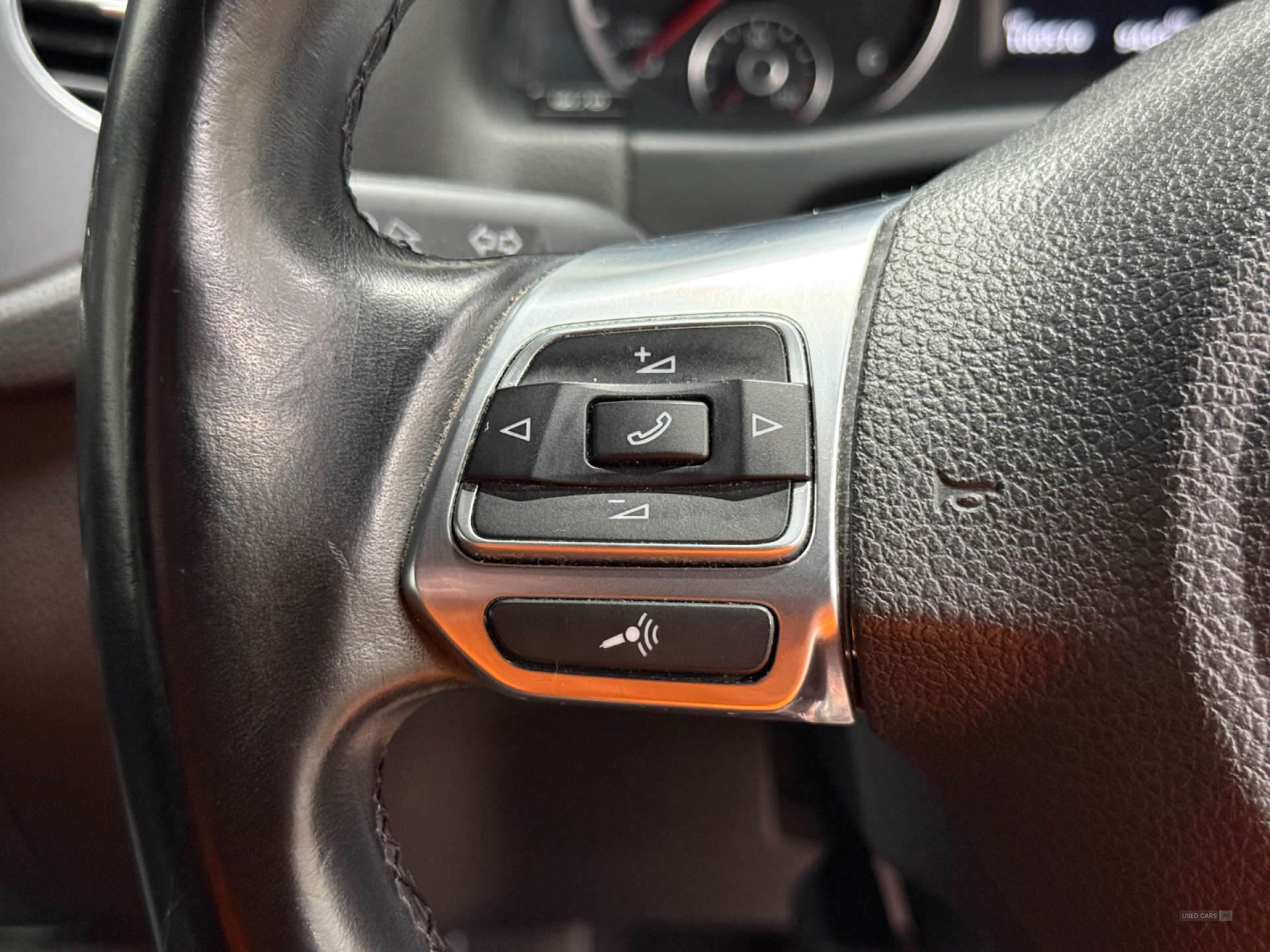 Mar 2015 Volkswagen Tiguan 2.0 TDi BlueMotion Tech R-Line 5dr DSG