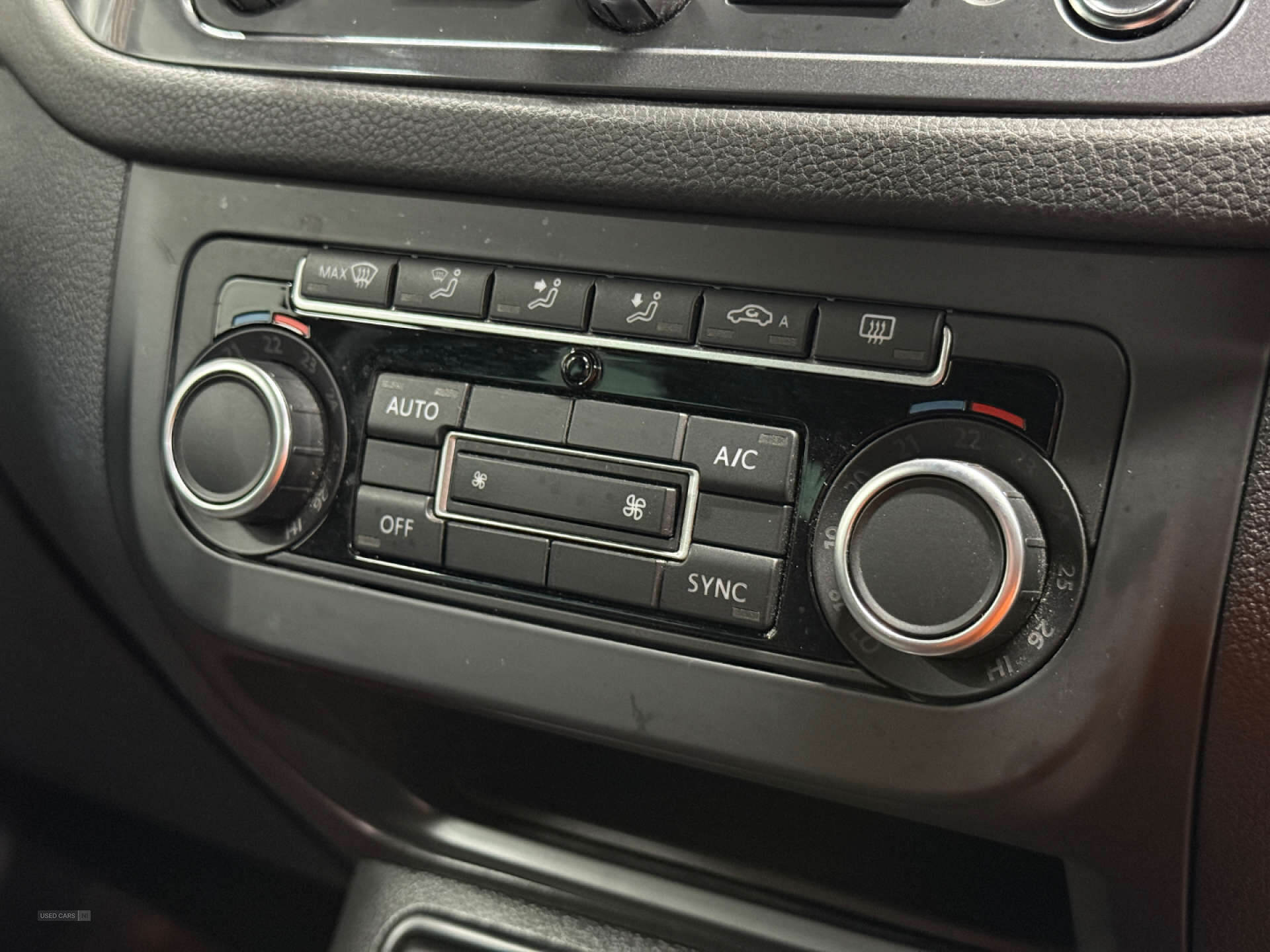 Mar 2015 Volkswagen Tiguan 2.0 TDi BlueMotion Tech R-Line 5dr DSG