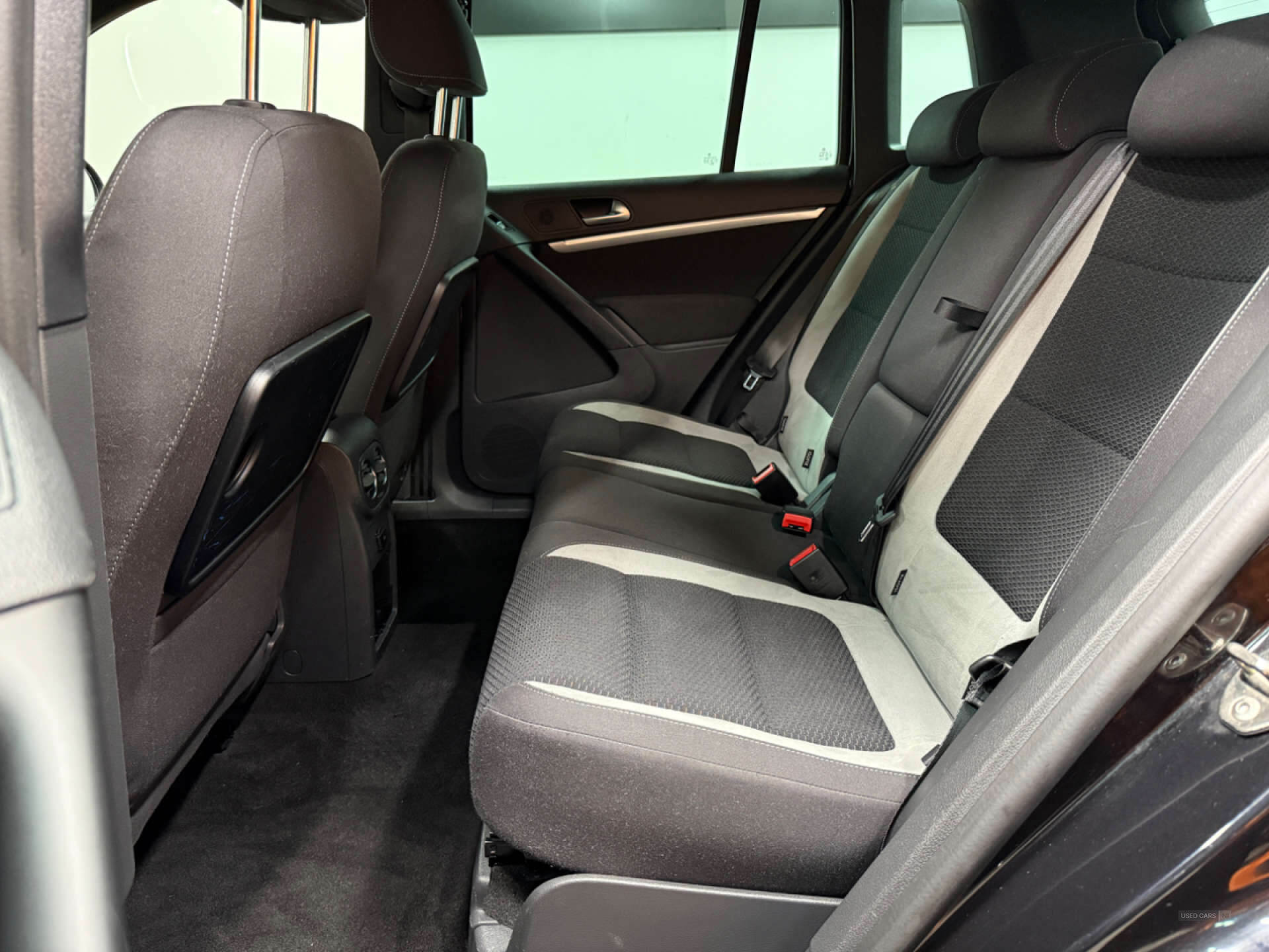 Mar 2015 Volkswagen Tiguan 2.0 TDi BlueMotion Tech R-Line 5dr DSG
