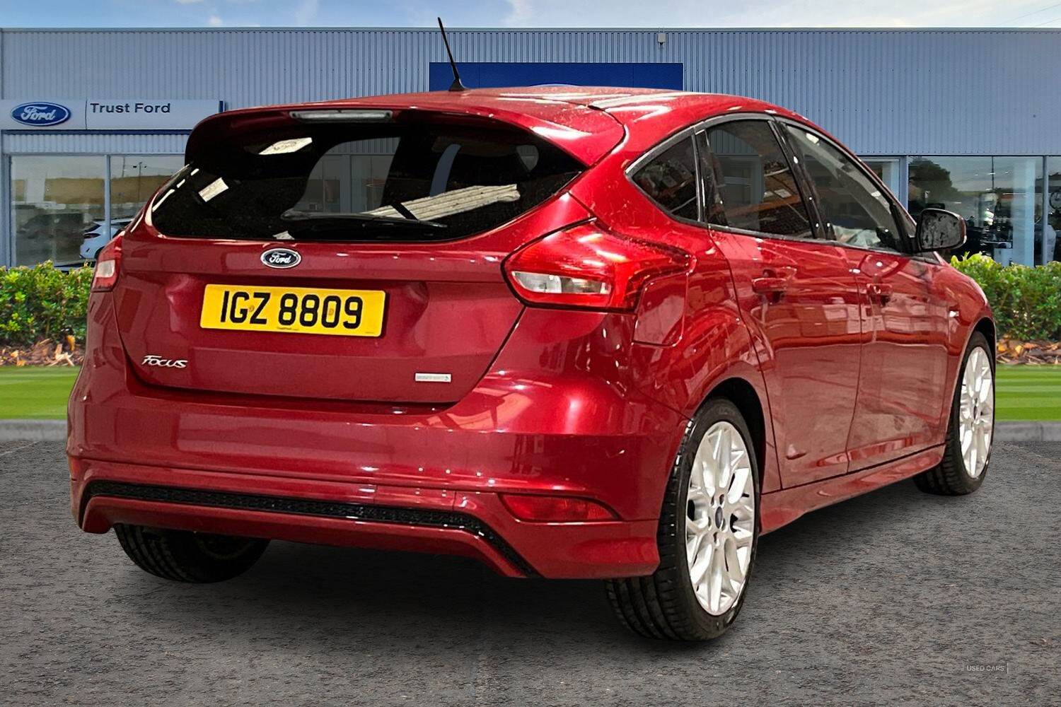 Feb 2018 Ford Focus 1.0 EcoBoost 140 ST-Line Navigation 5dr