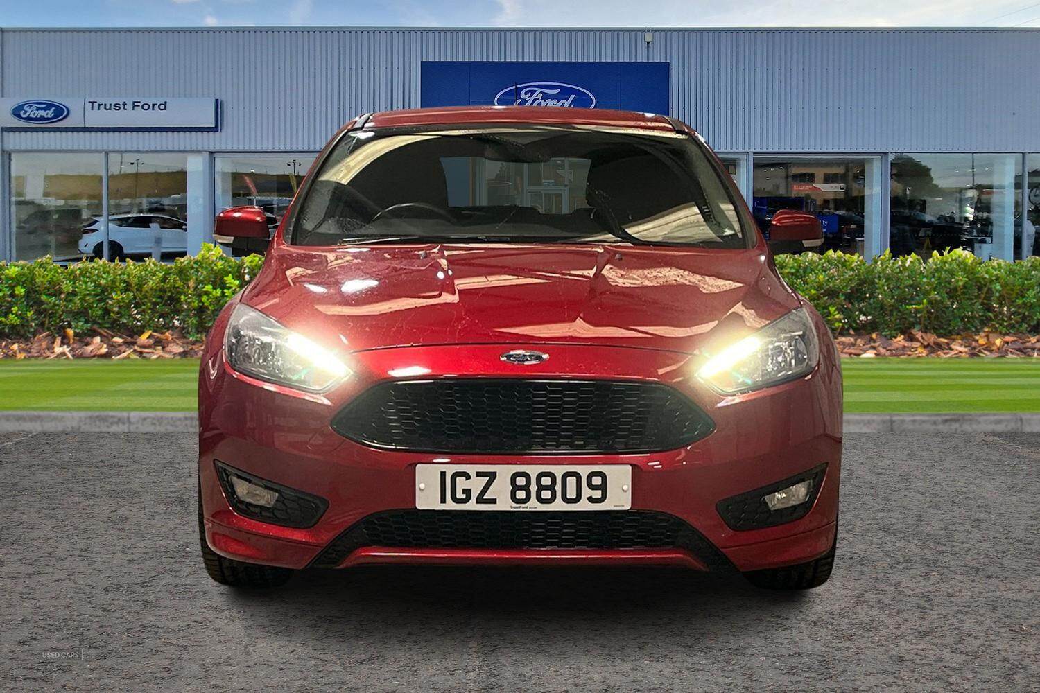Feb 2018 Ford Focus 1.0 EcoBoost 140 ST-Line Navigation 5dr