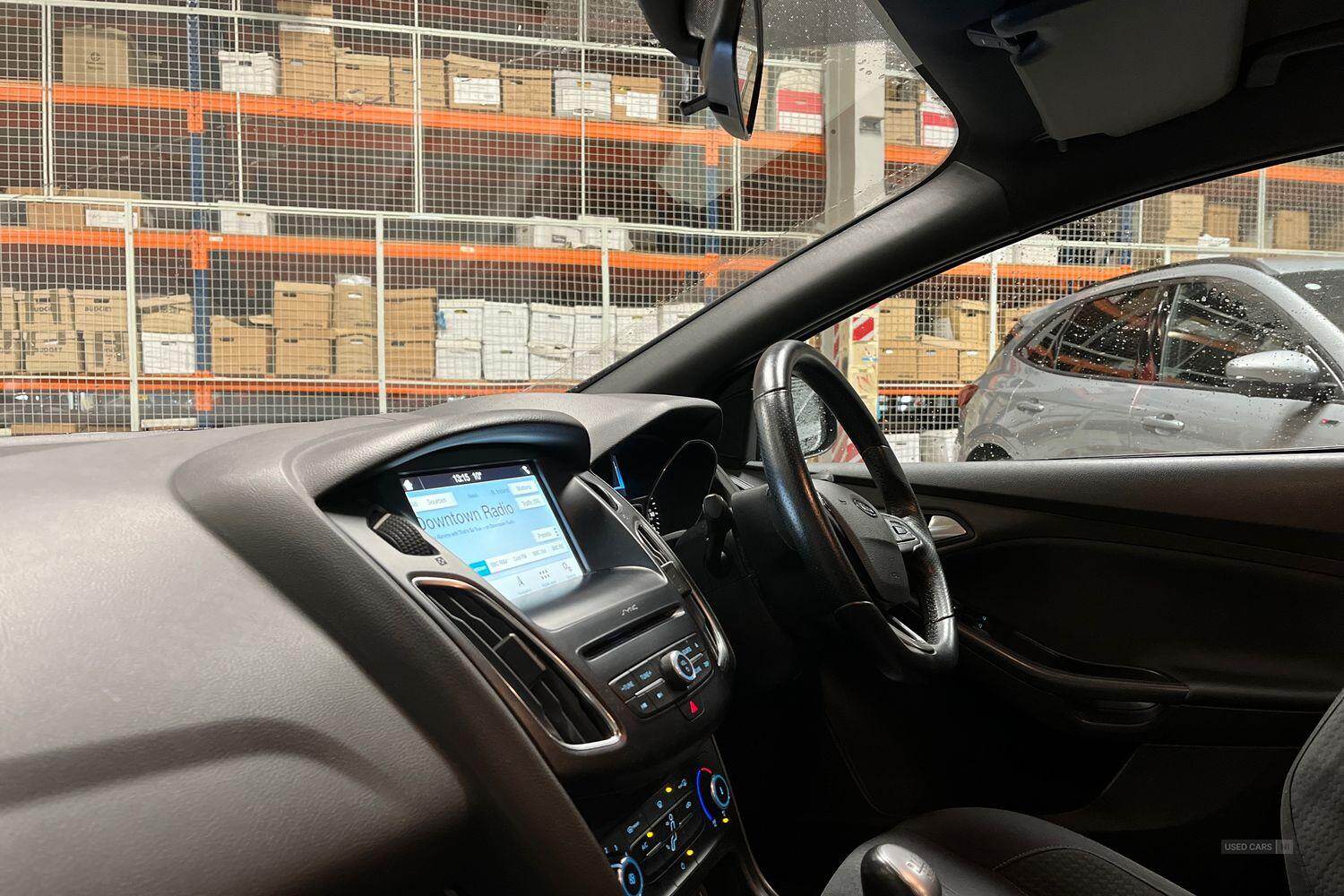 Feb 2018 Ford Focus 1.0 EcoBoost 140 ST-Line Navigation 5dr
